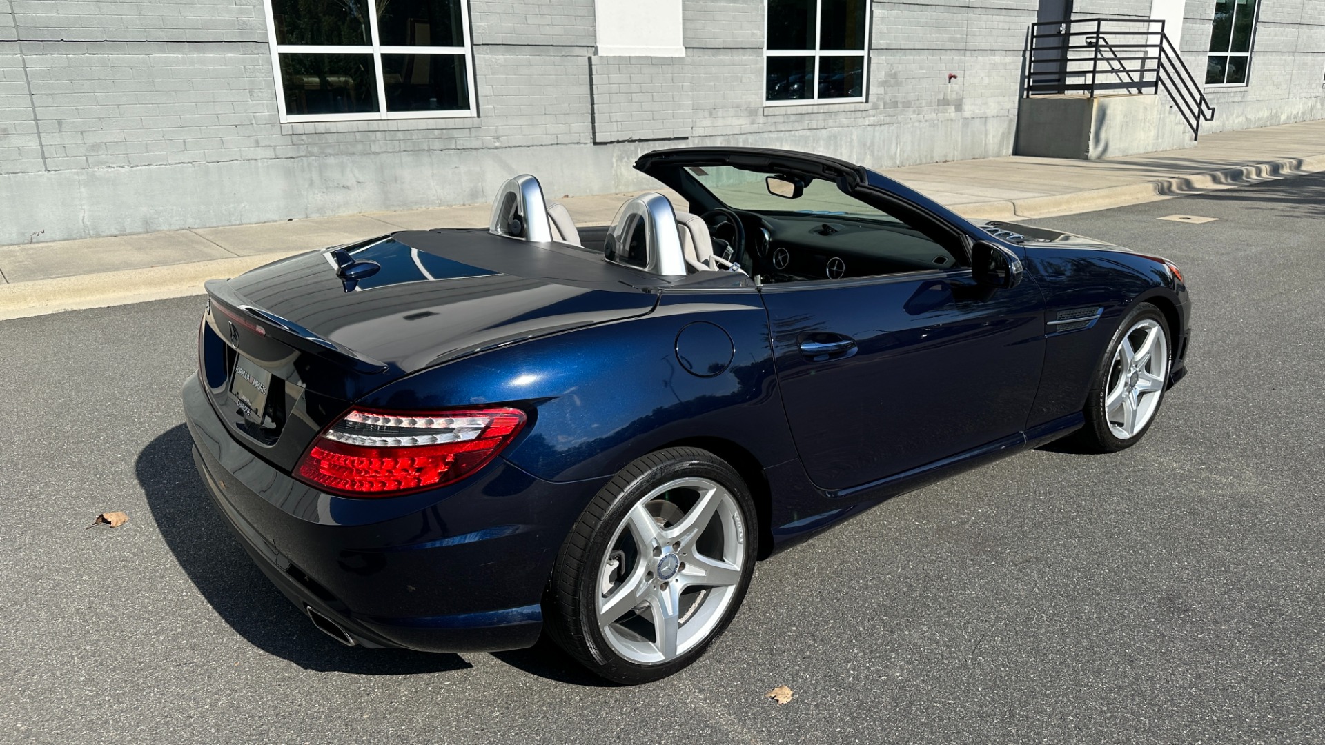 Used 2015 Mercedes-Benz SLK-Class SLK 250 / SPORT / PREMIUM / MAGIC SKY GLASS ROOF / DASH CLOCK for sale $23,495 at Formula Imports in Charlotte NC 28227 7