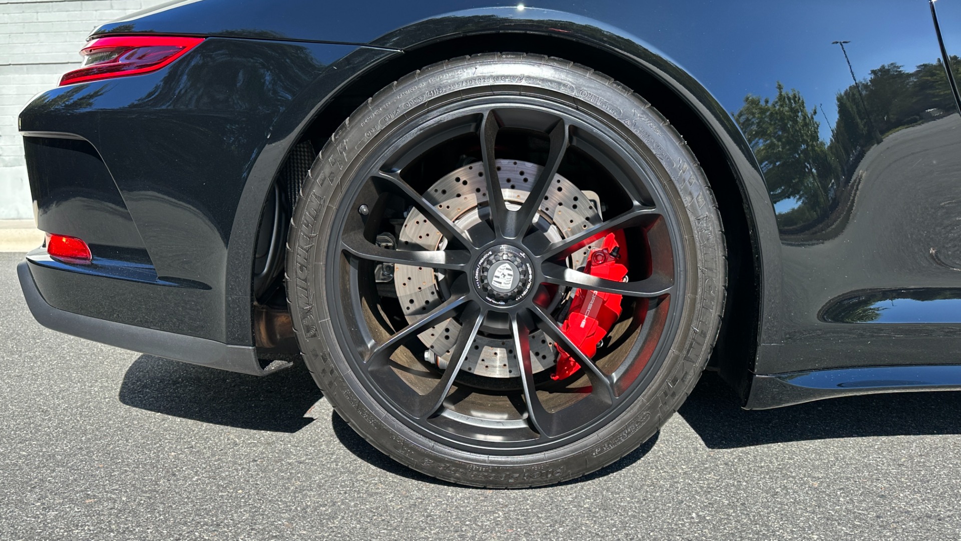 Used 2019 Porsche 911 GT3 TOURING COUPE / 6 SPEED / CARBON BUCKETS / FULL PAINT PROTECTION for sale $229,990 at Formula Imports in Charlotte NC 28227 47