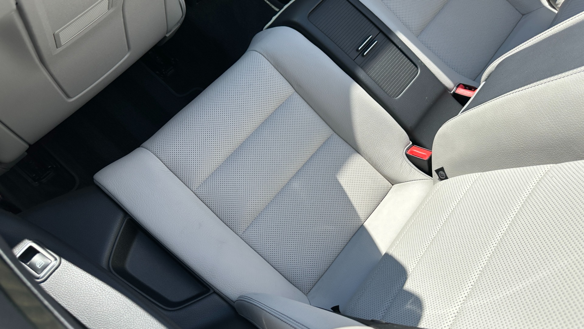 Used 2016 Mercedes-Benz E-Class E 400 for sale Sold at Formula Imports in Charlotte NC 28227 31