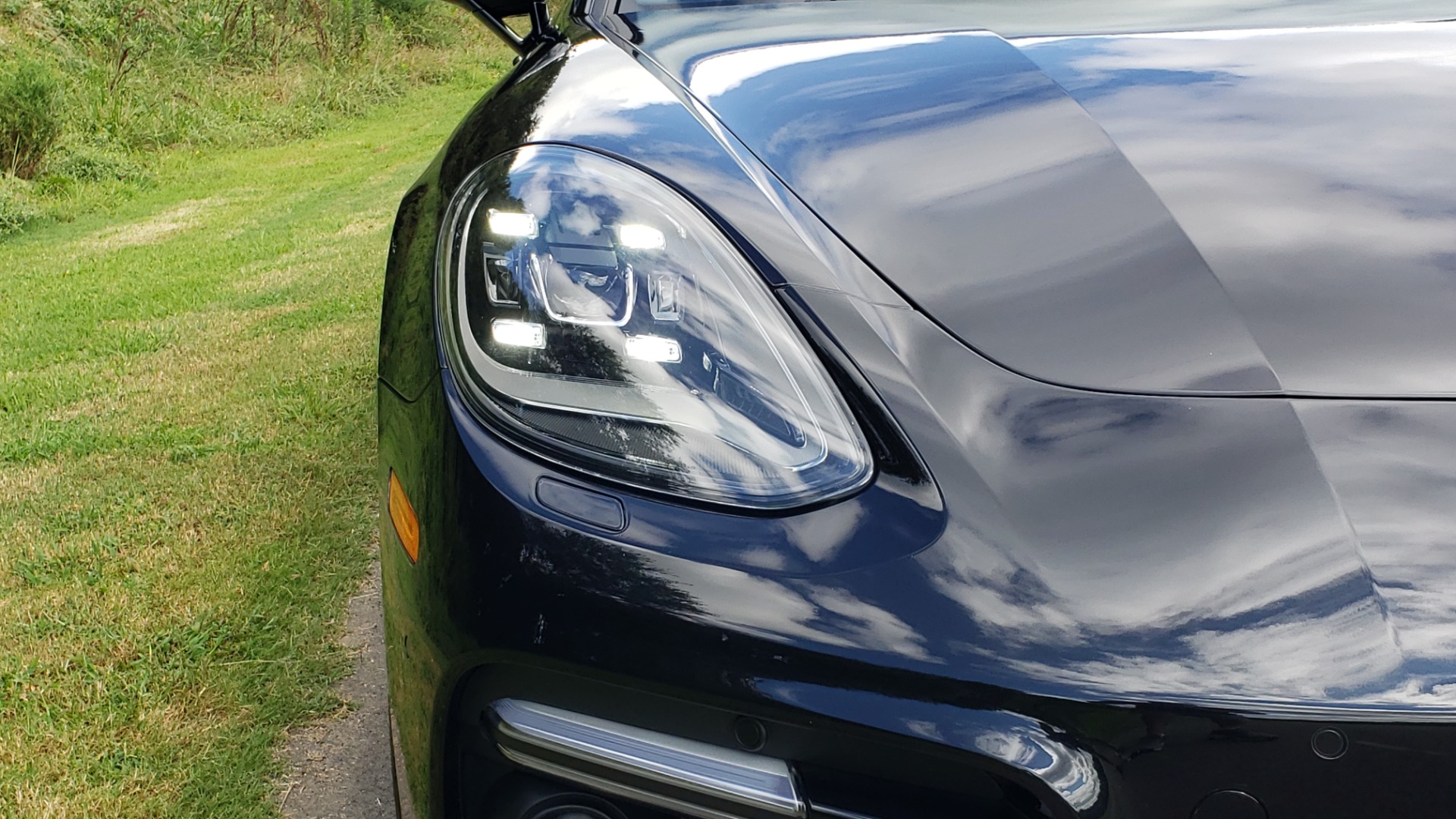 Used 2017 Porsche PANAMERA TURBO AWD / 4.0L V8 / AUTO / NAV / BOSE / REARVIEW / 21IN WHEELS for sale Sold at Formula Imports in Charlotte NC 28227 10