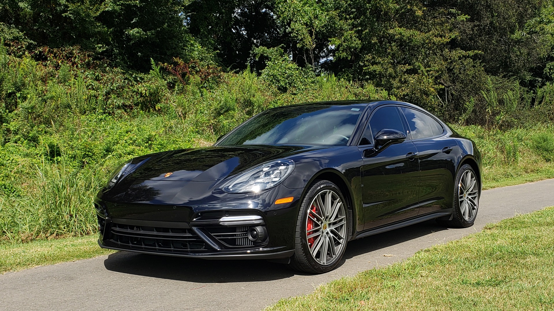 Used 2017 Porsche PANAMERA TURBO AWD / 4.0L V8 / AUTO / NAV / BOSE / REARVIEW / 21IN WHEELS for sale Sold at Formula Imports in Charlotte NC 28227 3
