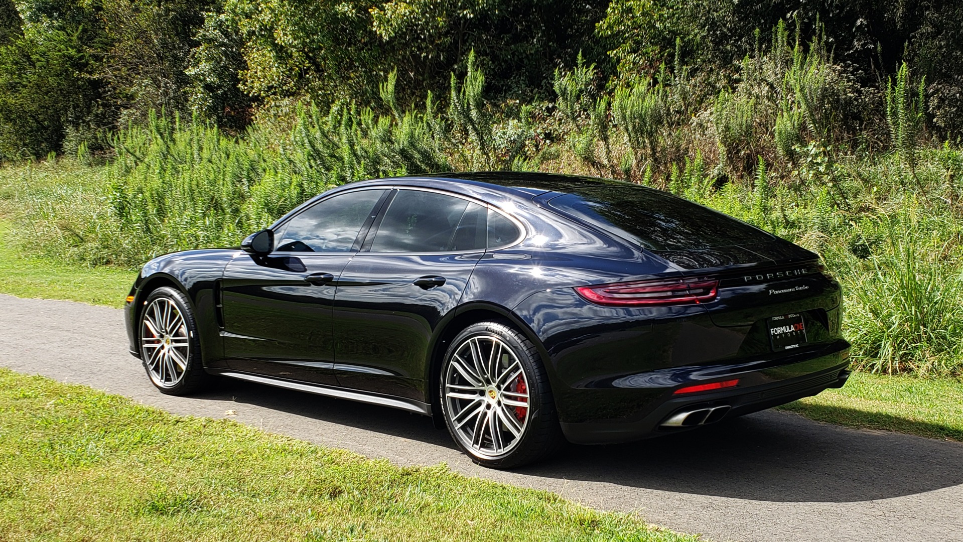Used 2017 Porsche PANAMERA TURBO AWD / 4.0L V8 / AUTO / NAV / BOSE / REARVIEW / 21IN WHEELS for sale Sold at Formula Imports in Charlotte NC 28227 5