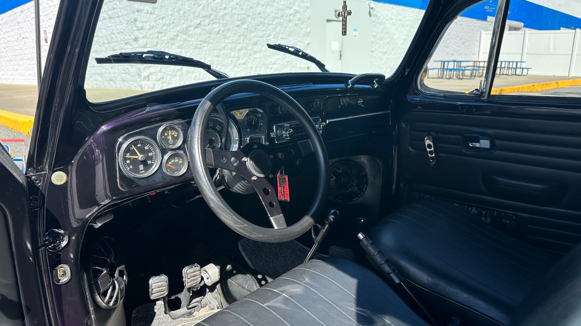 Used 1967 Volkswagen BEETLE CUSTOM / SOUND SYSTEM / CUSTOM PAINT / RUNS AMAZING for sale $26,995 at Formula Imports in Charlotte NC 28227 10