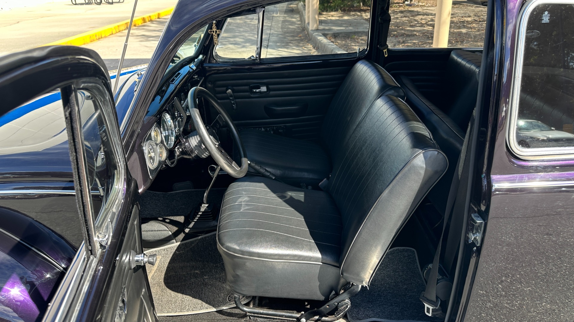 Used 1967 Volkswagen BEETLE CUSTOM / SOUND SYSTEM / CUSTOM PAINT / RUNS AMAZING for sale $26,995 at Formula Imports in Charlotte NC 28227 11