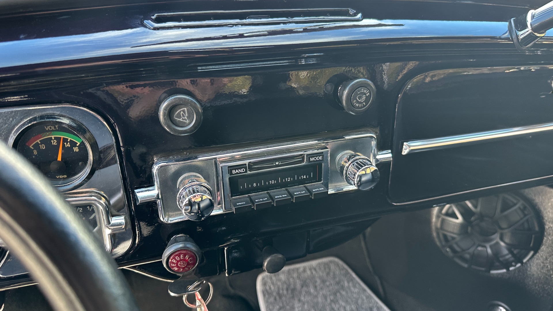 Used 1967 Volkswagen BEETLE CUSTOM / SOUND SYSTEM / CUSTOM PAINT / RUNS AMAZING for sale $26,995 at Formula Imports in Charlotte NC 28227 14