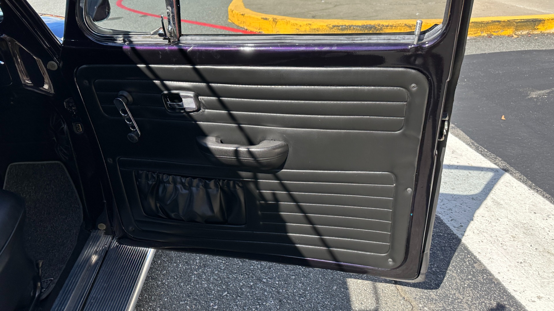 Used 1967 Volkswagen BEETLE CUSTOM / SOUND SYSTEM / CUSTOM PAINT / RUNS AMAZING for sale $26,995 at Formula Imports in Charlotte NC 28227 26