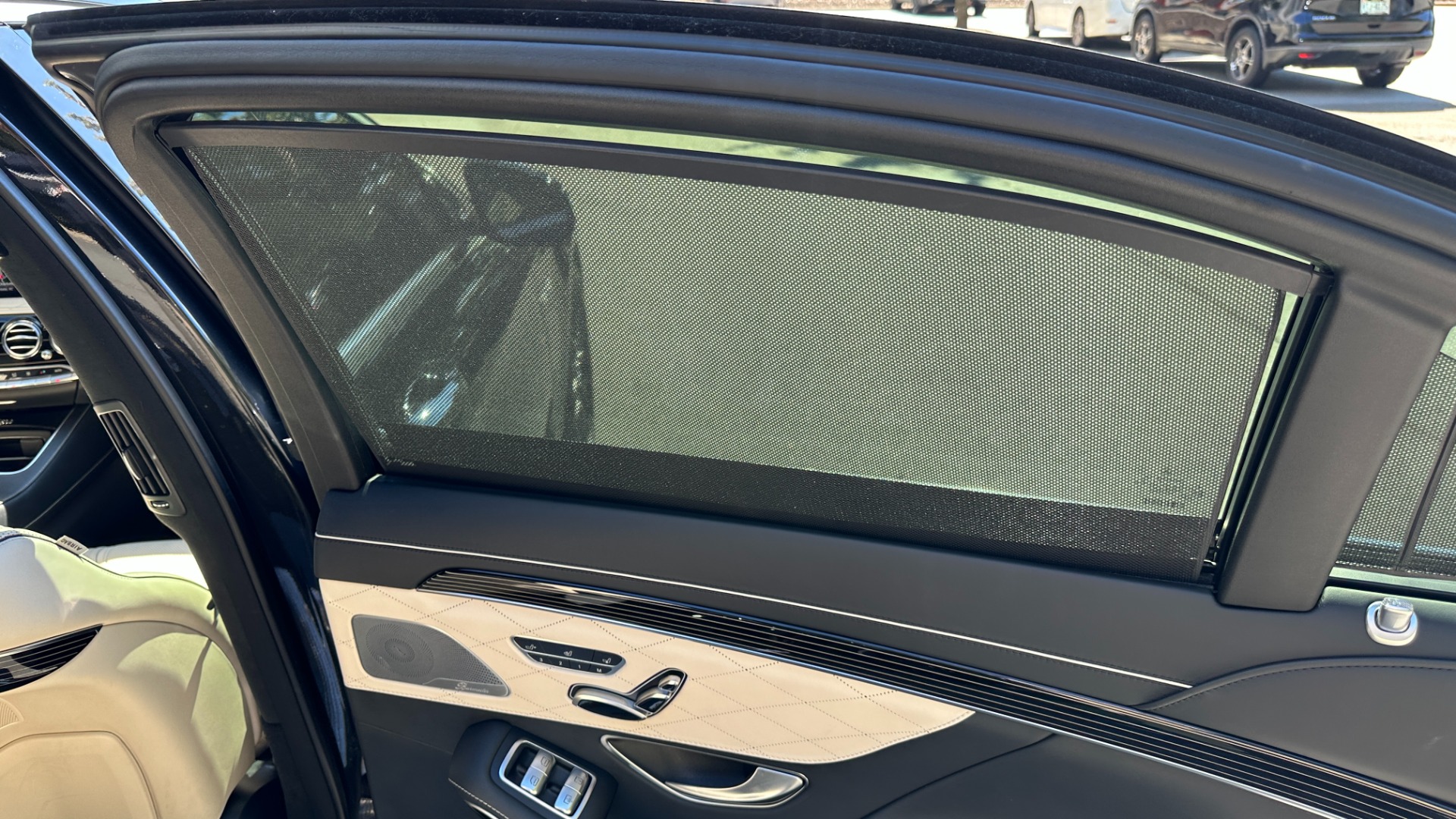 Used 2018 Mercedes-Benz S-Class AMG S 63 / EXCLUSIVE TRIM / DRIVER ASSIST / WARMTH AND COMFORT for sale $61,995 at Formula Imports in Charlotte NC 28227 43
