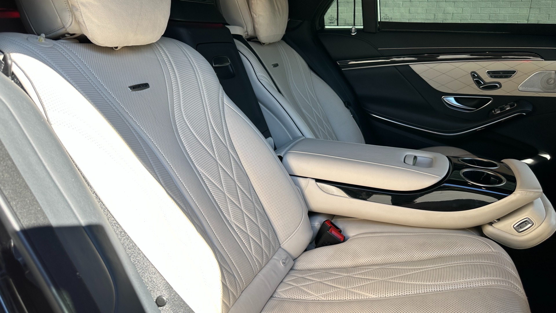 Used 2018 Mercedes-Benz S-Class AMG S 63 / EXCLUSIVE TRIM / DRIVER ASSIST / WARMTH AND COMFORT for sale $61,995 at Formula Imports in Charlotte NC 28227 45