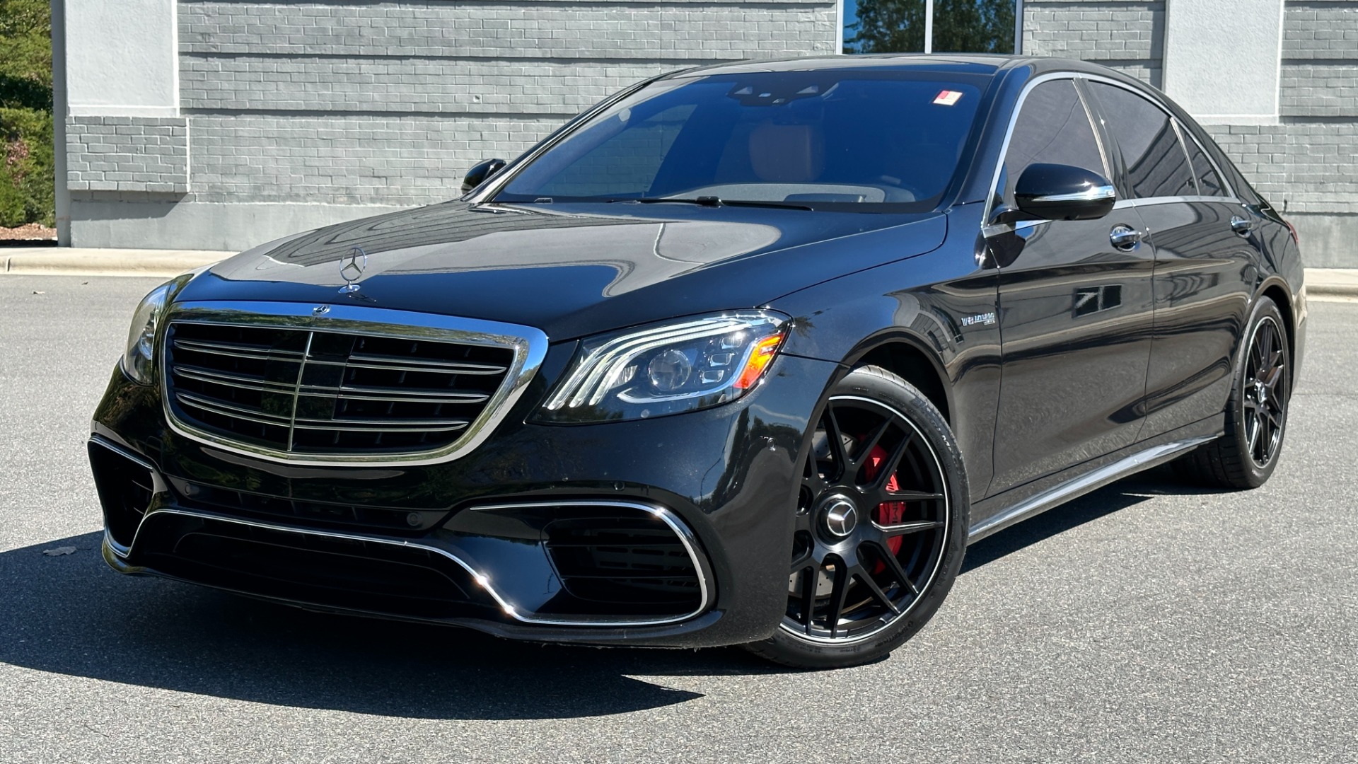 Used 2018 Mercedes-Benz S-Class AMG S 63 / EXCLUSIVE TRIM / DRIVER ASSIST / WARMTH AND COMFORT for sale $61,995 at Formula Imports in Charlotte NC 28227 1