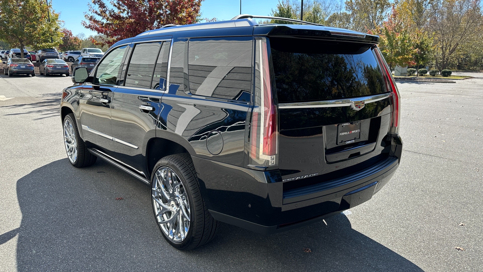 Used 2020 Cadillac Escalade PLATINUM / DUB WHEELS / MAPLE SUGAR INTERIOR for sale Sold at Formula Imports in Charlotte NC 28227 4