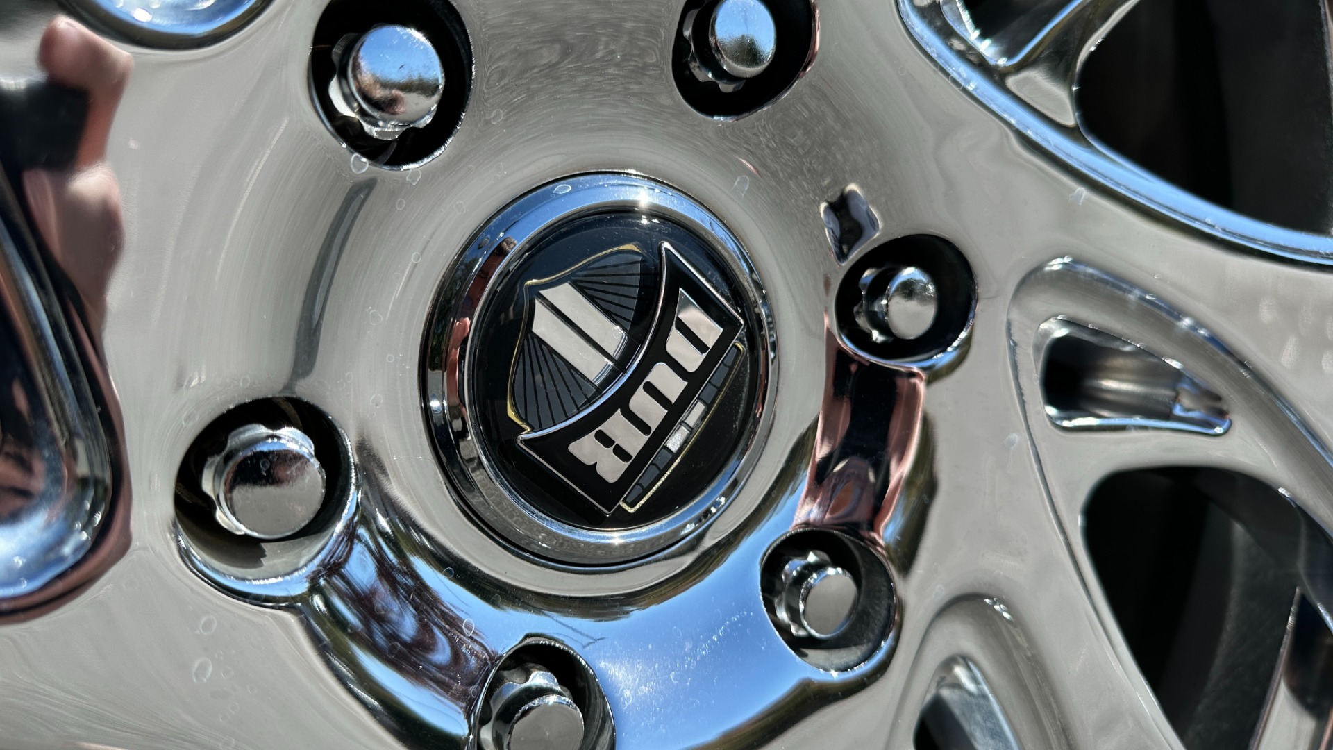 Used 2020 Cadillac Escalade PLATINUM / DUB WHEELS / MAPLE SUGAR INTERIOR for sale $51,500 at Formula Imports in Charlotte NC 28227 48