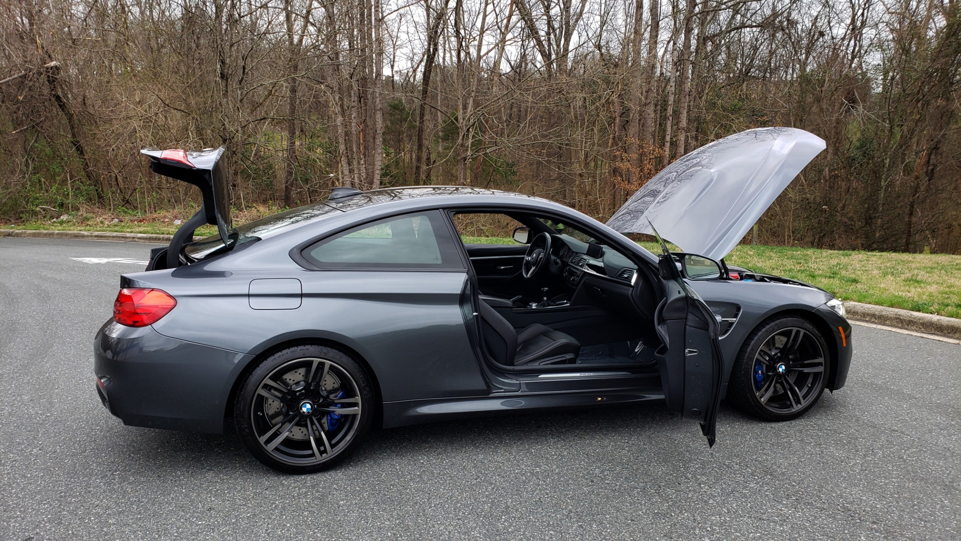 Used 2017 BMW M4 COUPE / 6-SPD MAN / NAV / CF ROOF / HTD STS for sale Sold at Formula Imports in Charlotte NC 28227 14