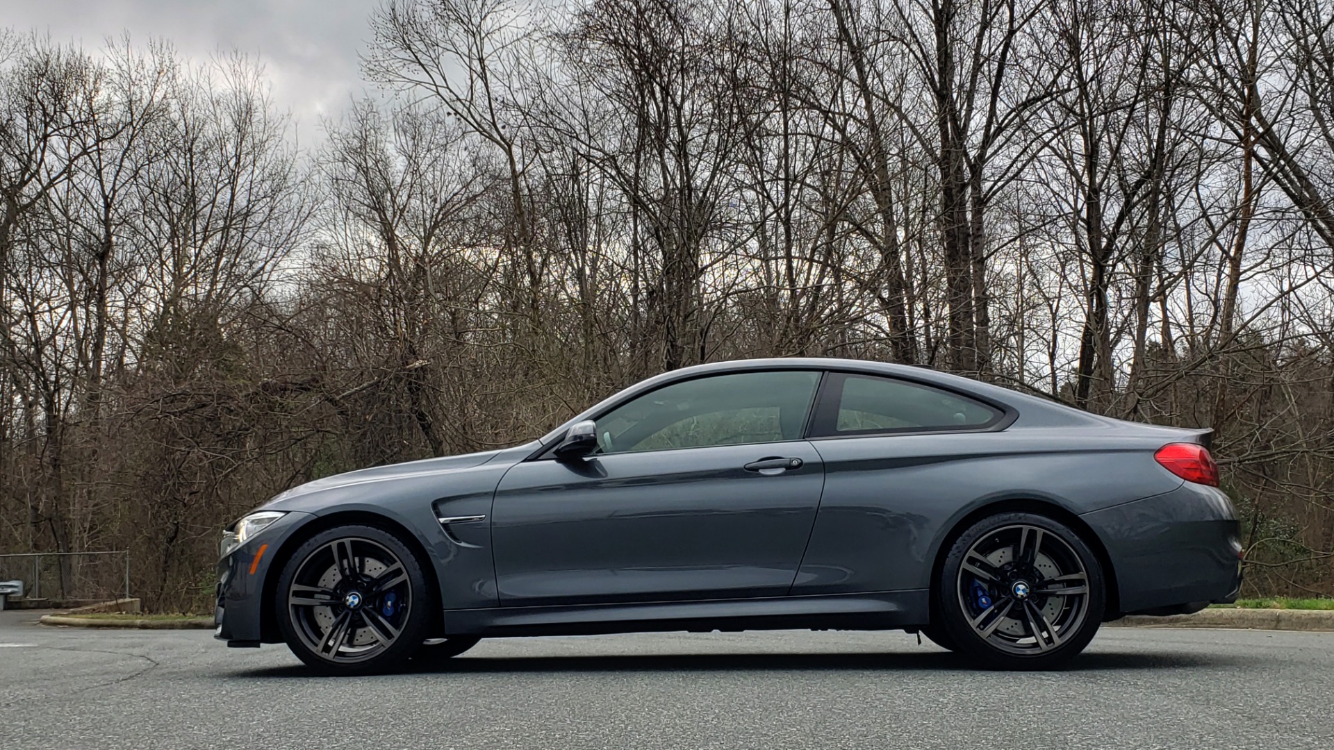 Used 2017 BMW M4 COUPE / 6-SPD MAN / NAV / CF ROOF / HTD STS for sale Sold at Formula Imports in Charlotte NC 28227 3
