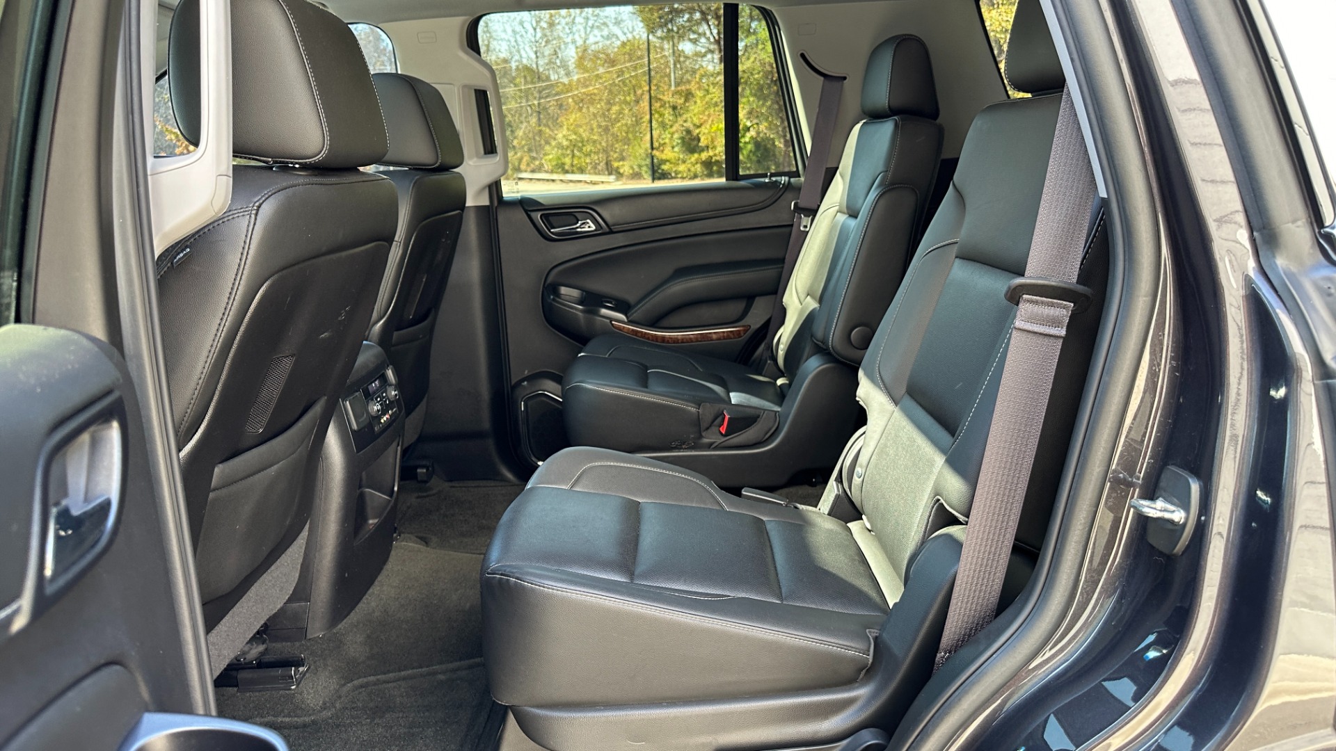 Used 2016 Chevrolet Tahoe LTZ // 22 // REAR DVD // SUNROOF // BUCKETS for sale Sold at Formula Imports in Charlotte NC 28227 26
