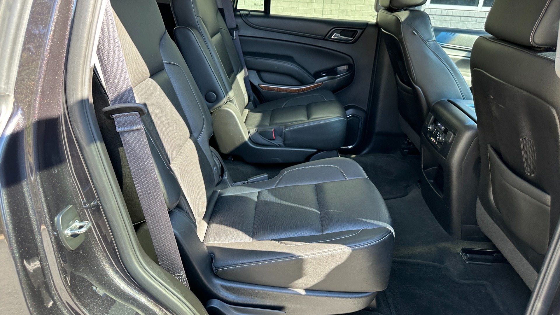 Used 2016 Chevrolet Tahoe LTZ // 22 // REAR DVD // SUNROOF // BUCKETS for sale Sold at Formula Imports in Charlotte NC 28227 38