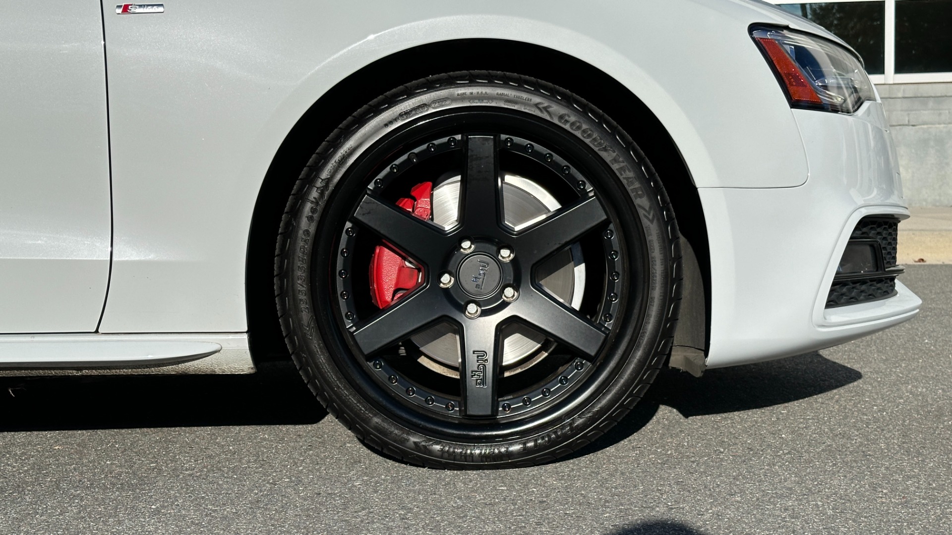 Used 2015 Audi A5 PREMIUM PLUS / NICHE WHEELS / B&O SOUND / TECH PACKAGE for sale Sold at Formula Imports in Charlotte NC 28227 39