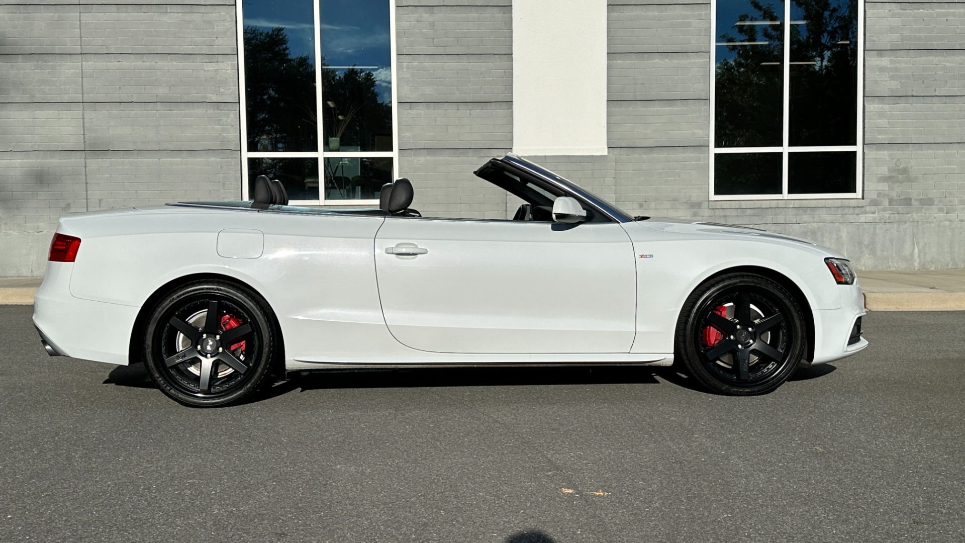 Used 2015 Audi A5 PREMIUM PLUS / NICHE WHEELS / B&O SOUND / TECH PACKAGE for sale Sold at Formula Imports in Charlotte NC 28227 4