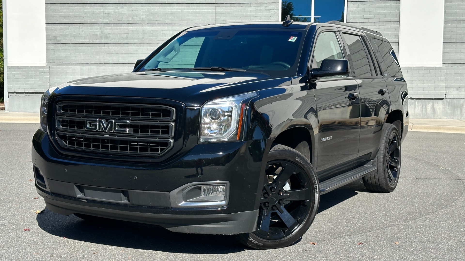 Used 2019 GMC Yukon SLT / GRAPHITE ED. / PERFORMANCE ED. / OPEN ROAD PKG for sale $41,995 at Formula Imports in Charlotte NC 28227 55