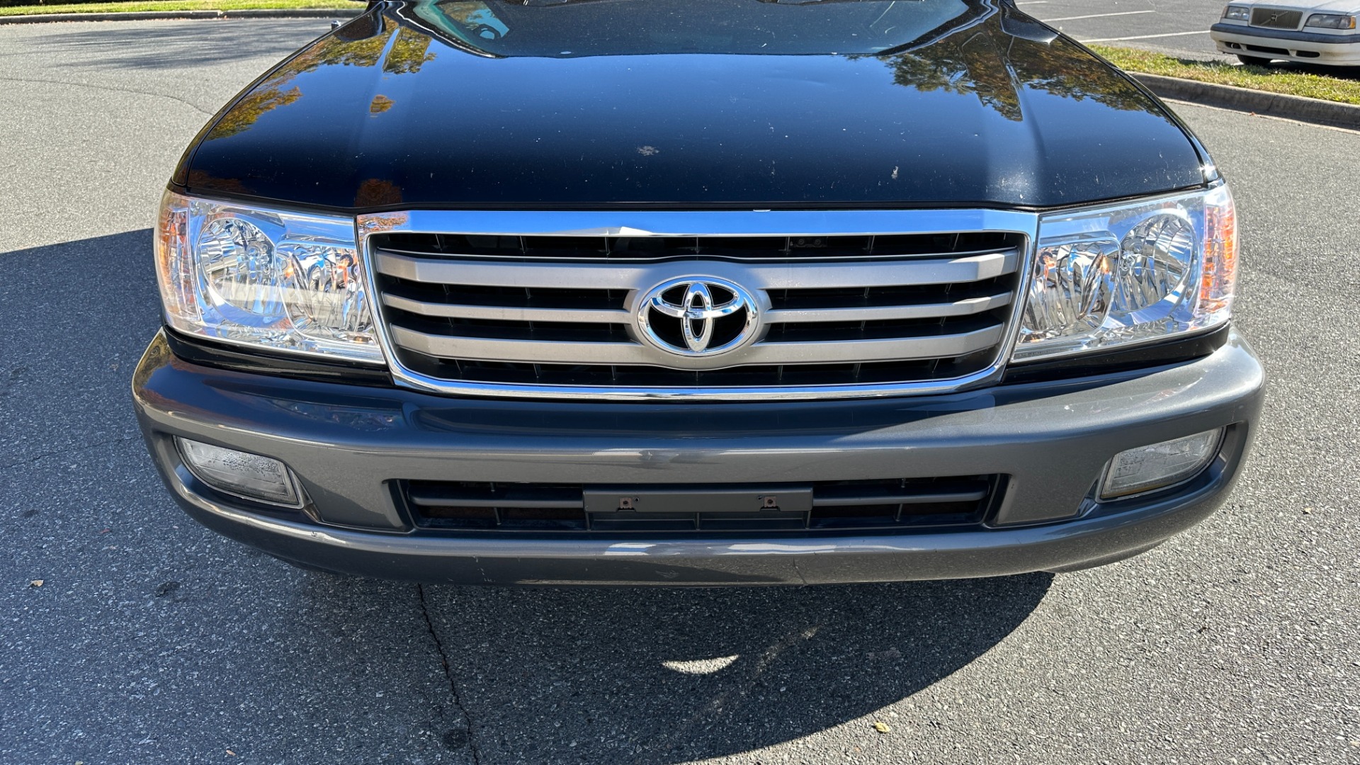 Used 2007 Toyota Land Cruiser NAV / V8 / HEIGHT CONTROL / FULL SERVICE HISTORY for sale $19,700 at Formula Imports in Charlotte NC 28227 15