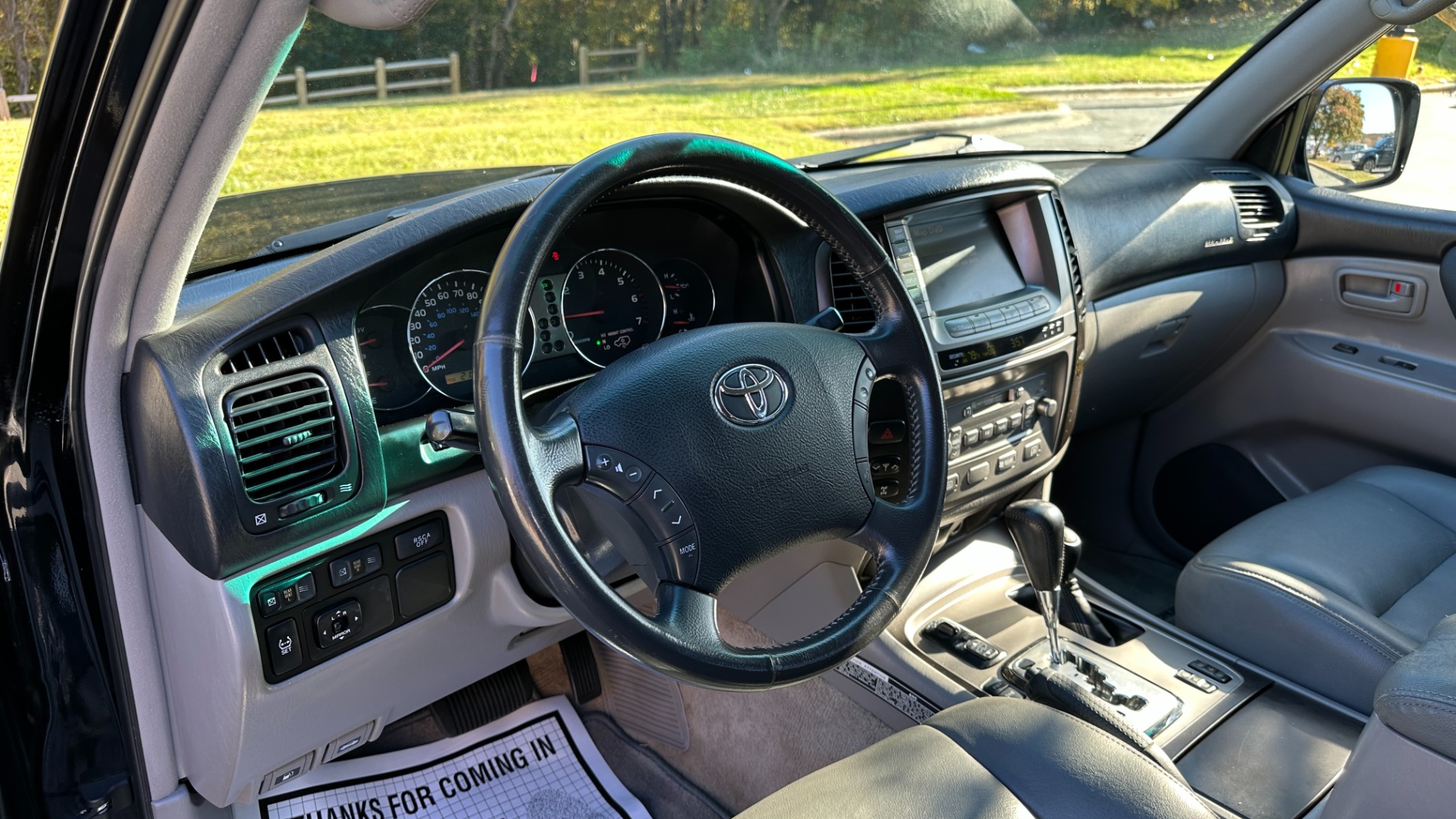 Used 2007 Toyota Land Cruiser NAV / V8 / HEIGHT CONTROL / FULL SERVICE HISTORY for sale $19,700 at Formula Imports in Charlotte NC 28227 20
