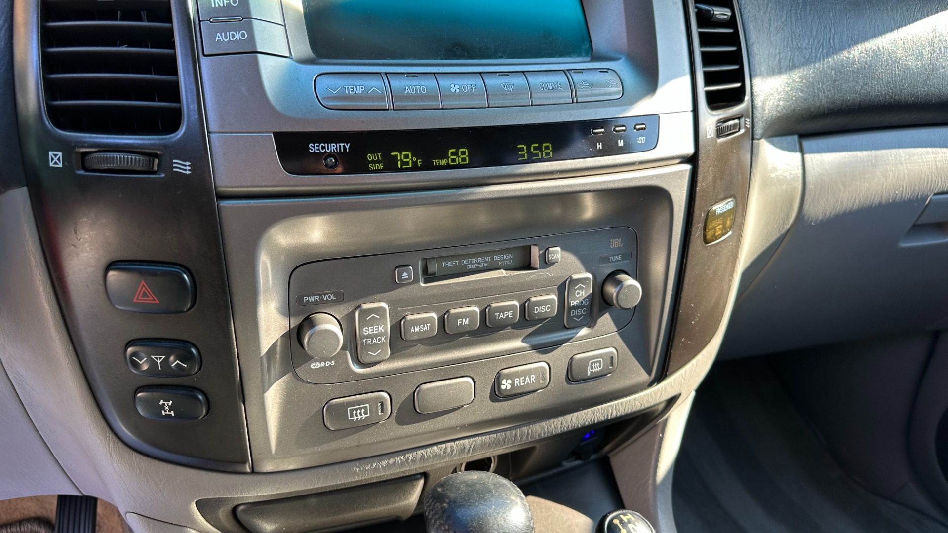 Used 2007 Toyota Land Cruiser NAV / V8 / HEIGHT CONTROL / FULL SERVICE HISTORY for sale $19,700 at Formula Imports in Charlotte NC 28227 29