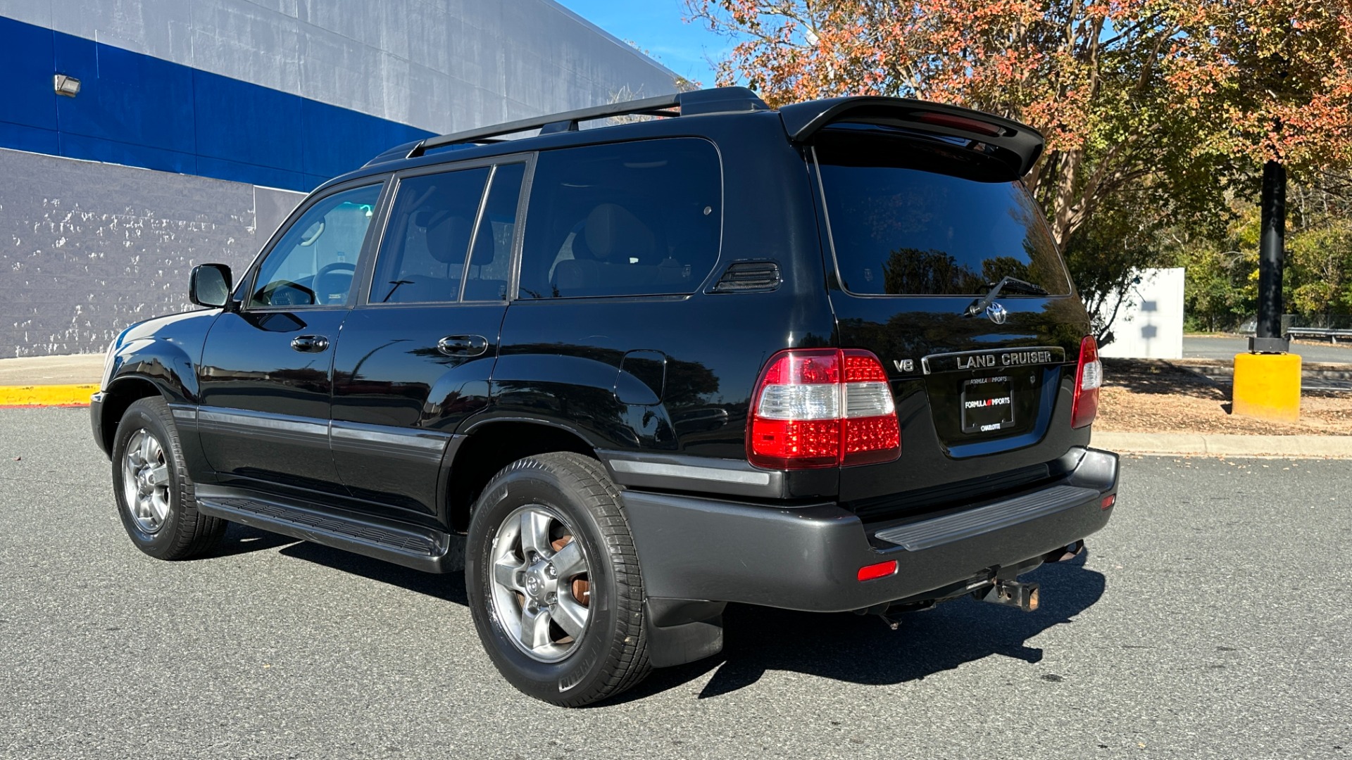 Used 2007 Toyota Land Cruiser NAV / V8 / HEIGHT CONTROL / FULL SERVICE HISTORY for sale $19,700 at Formula Imports in Charlotte NC 28227 4