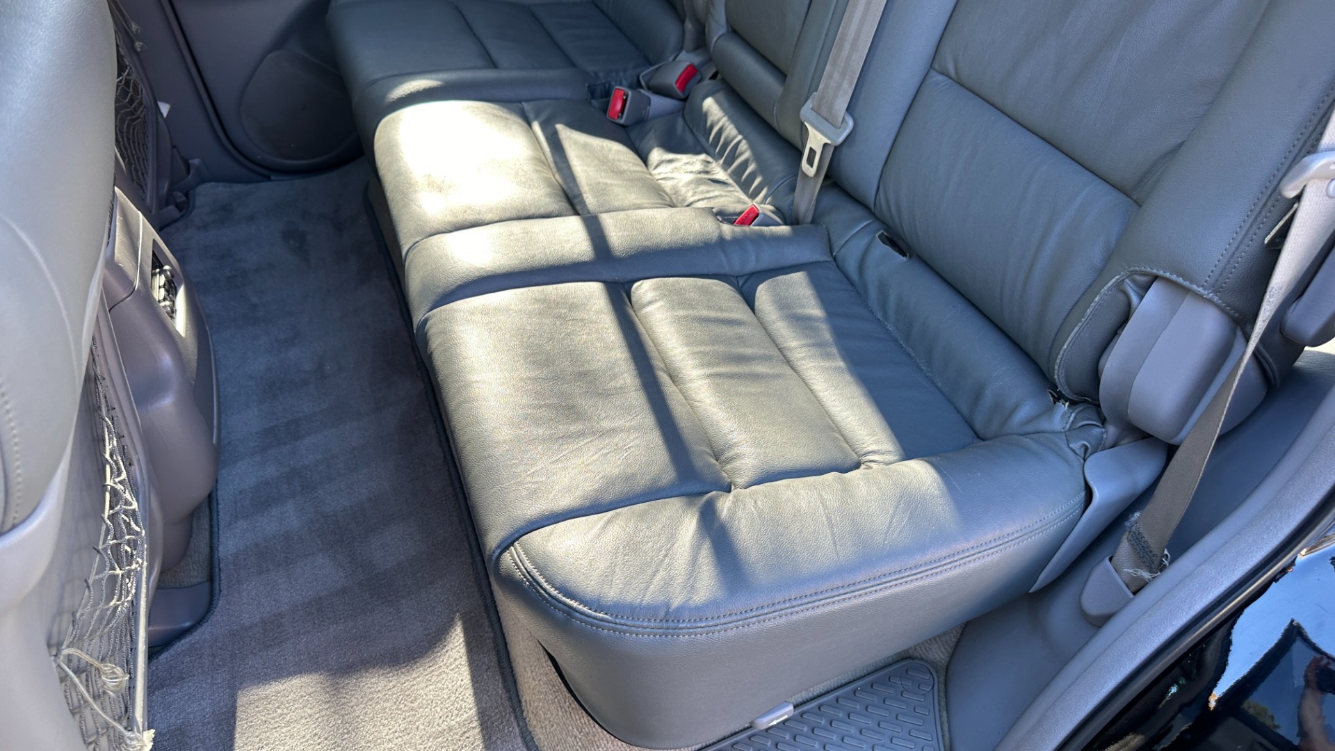 Used 2007 Toyota Land Cruiser NAV / V8 / HEIGHT CONTROL / FULL SERVICE HISTORY for sale $19,700 at Formula Imports in Charlotte NC 28227 40