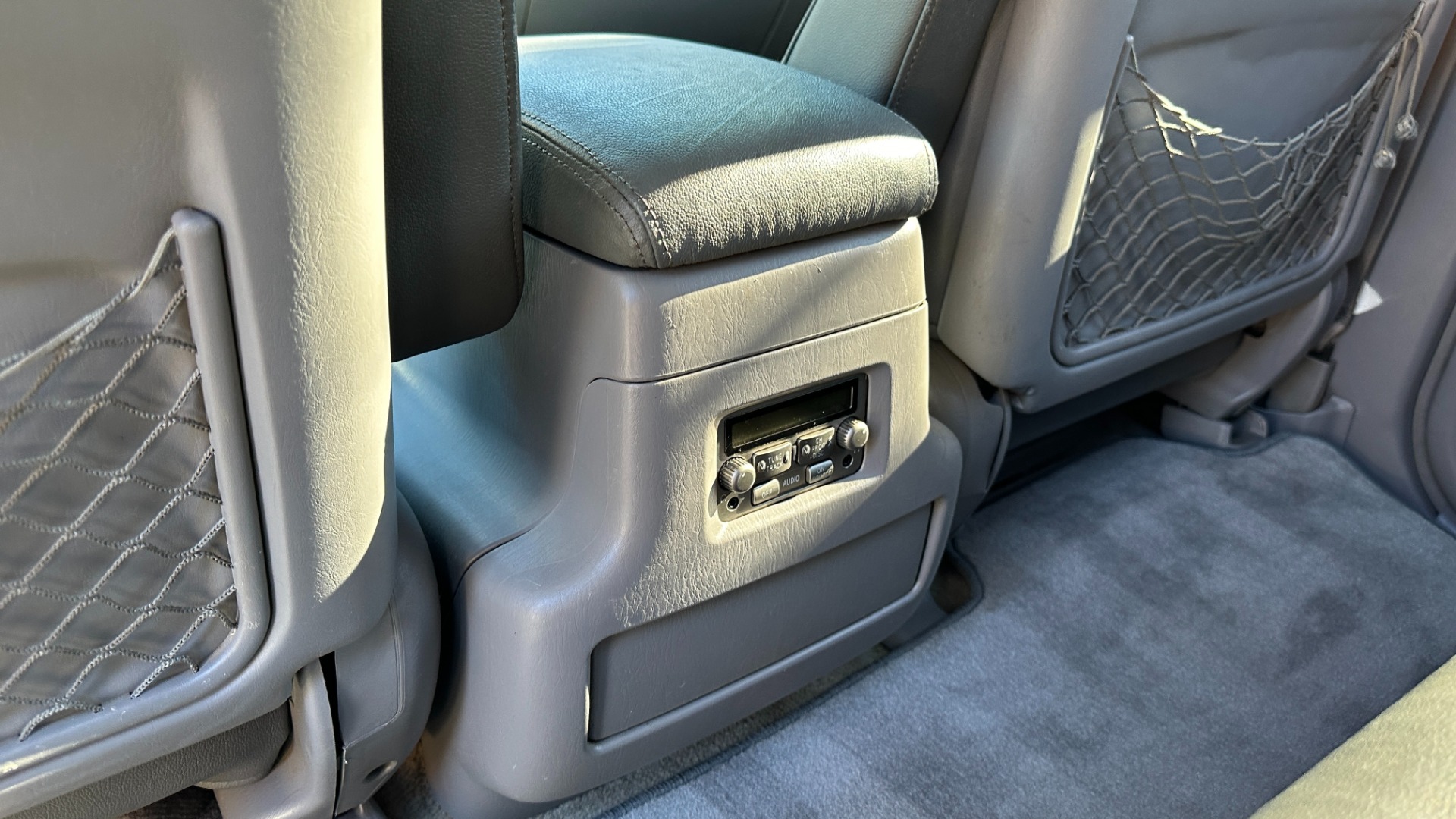 Used 2007 Toyota Land Cruiser NAV / V8 / HEIGHT CONTROL / FULL SERVICE HISTORY for sale $19,700 at Formula Imports in Charlotte NC 28227 41