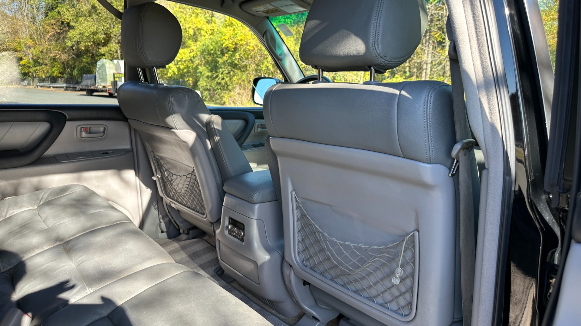 Used 2007 Toyota Land Cruiser NAV / V8 / HEIGHT CONTROL / FULL SERVICE HISTORY for sale $19,700 at Formula Imports in Charlotte NC 28227 44