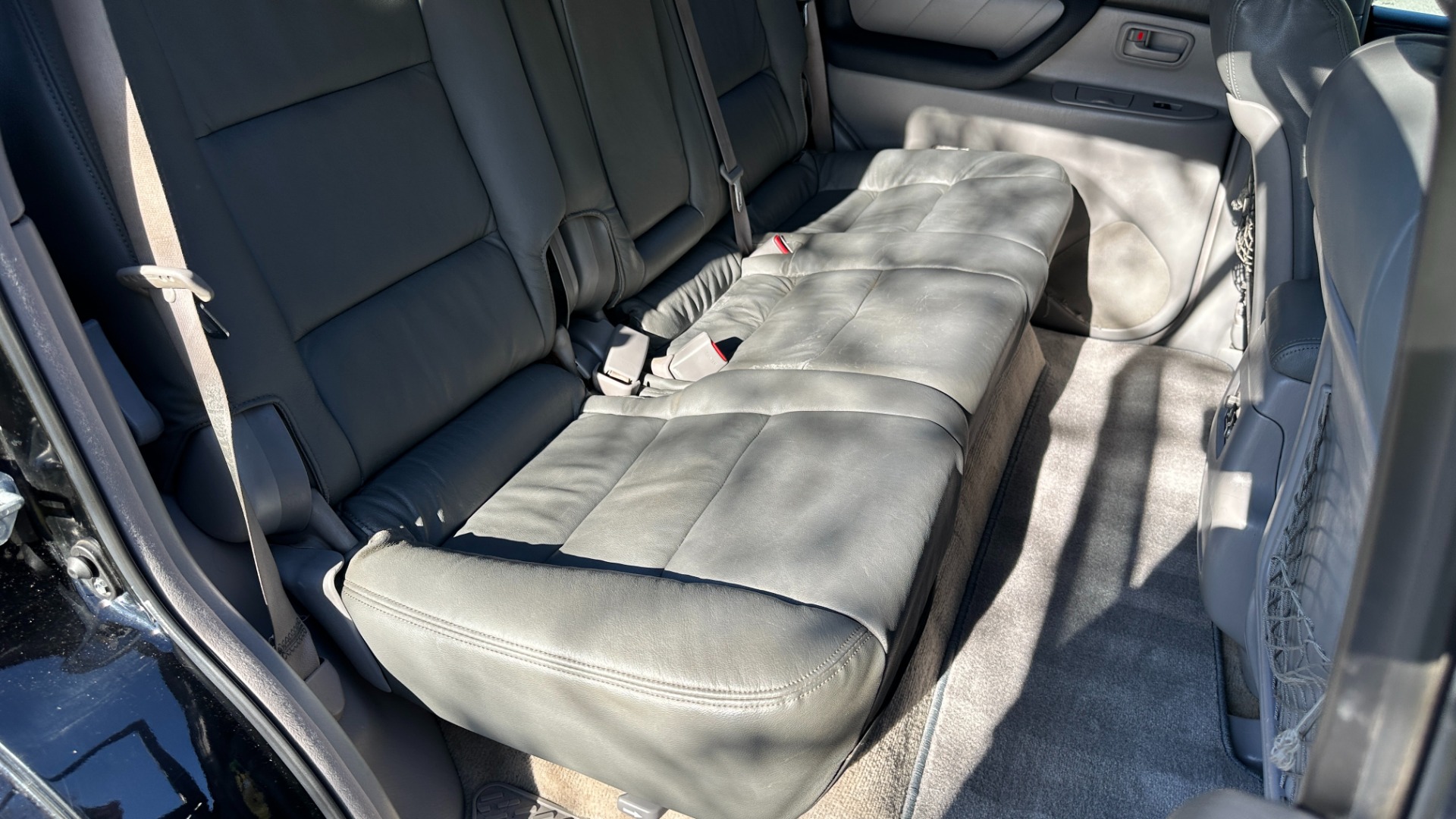 Used 2007 Toyota Land Cruiser NAV / V8 / HEIGHT CONTROL / FULL SERVICE HISTORY for sale $19,700 at Formula Imports in Charlotte NC 28227 47