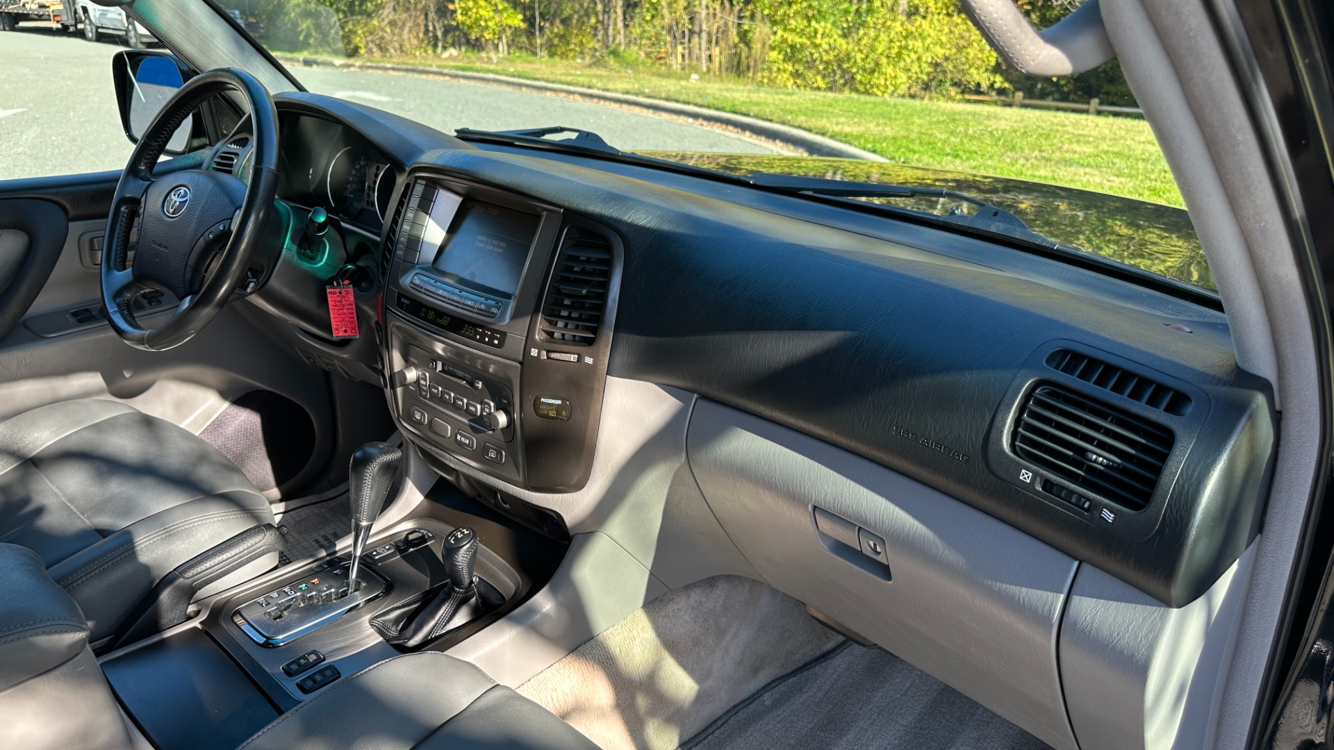 Used 2007 Toyota Land Cruiser NAV / V8 / HEIGHT CONTROL / FULL SERVICE HISTORY for sale $19,700 at Formula Imports in Charlotte NC 28227 49