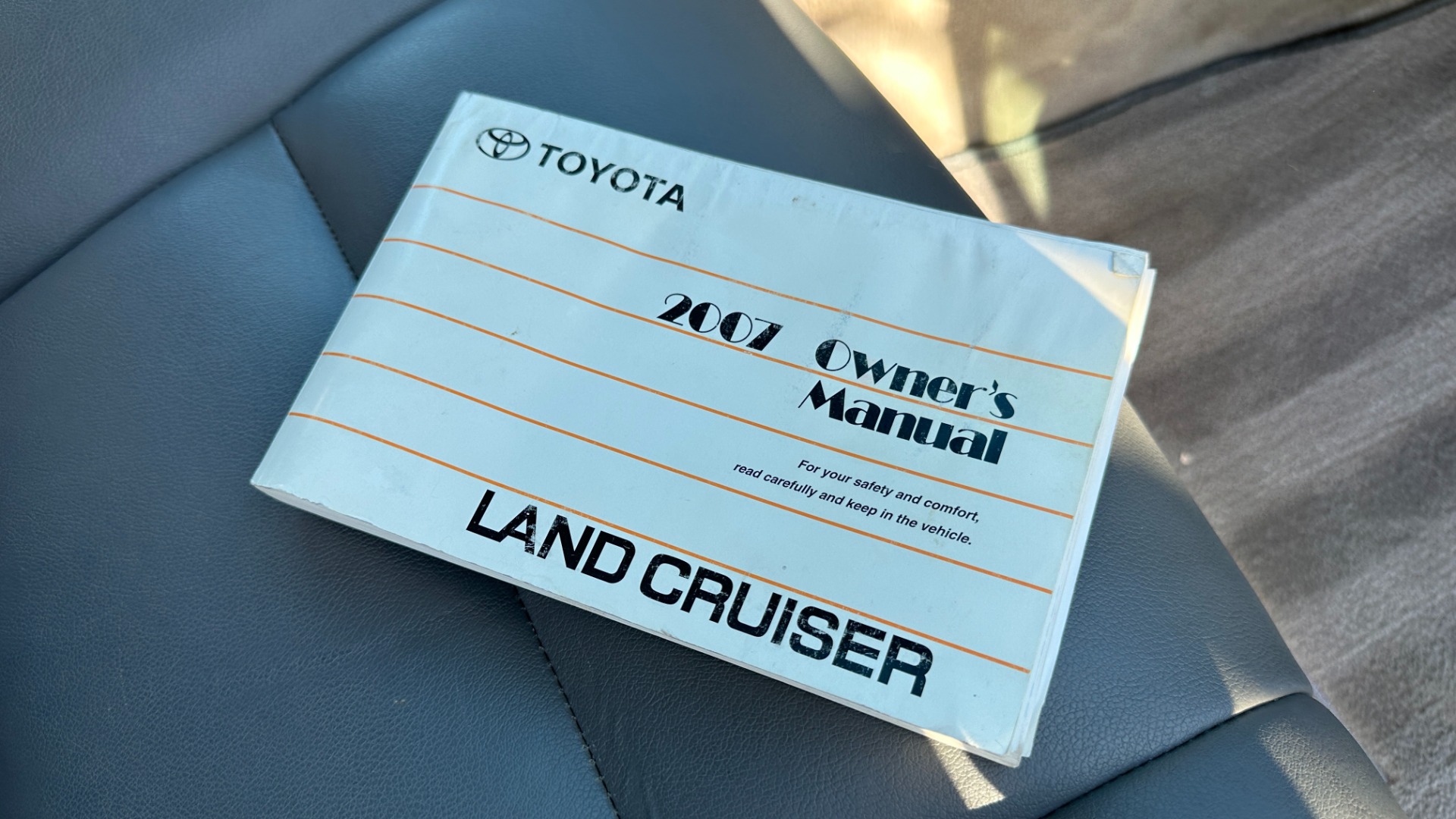 Used 2007 Toyota Land Cruiser NAV / V8 / HEIGHT CONTROL / FULL SERVICE HISTORY for sale $19,700 at Formula Imports in Charlotte NC 28227 63