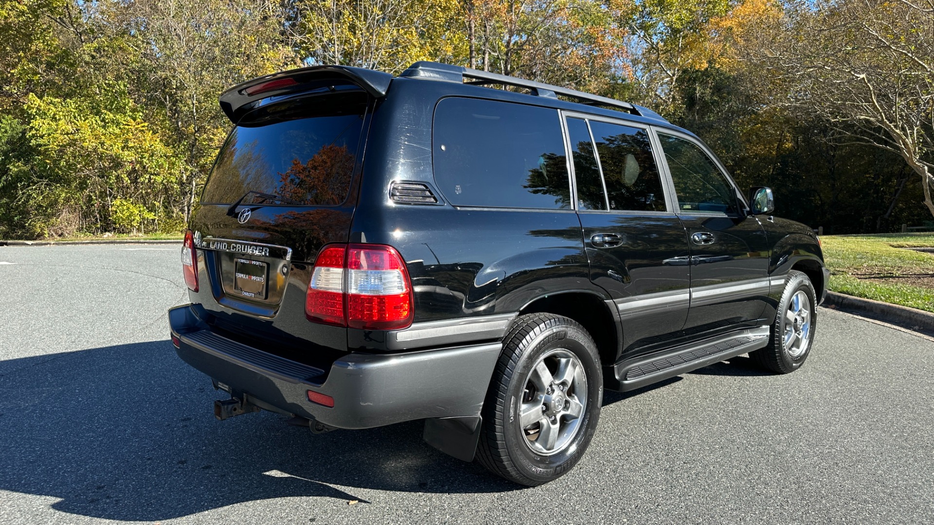 Used 2007 Toyota Land Cruiser NAV / V8 / HEIGHT CONTROL / FULL SERVICE HISTORY for sale $19,700 at Formula Imports in Charlotte NC 28227 7