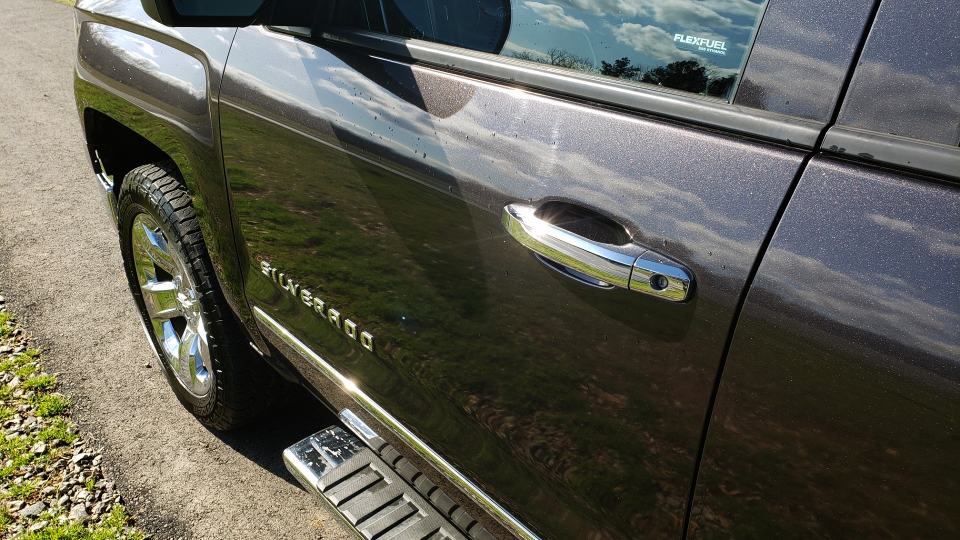 Used 2014 Chevrolet SILVERADO 1500 LTZ 4WD 1LZ / NAV / SUNROOF / REARVIEW / HITCH for sale Sold at Formula Imports in Charlotte NC 28227 9