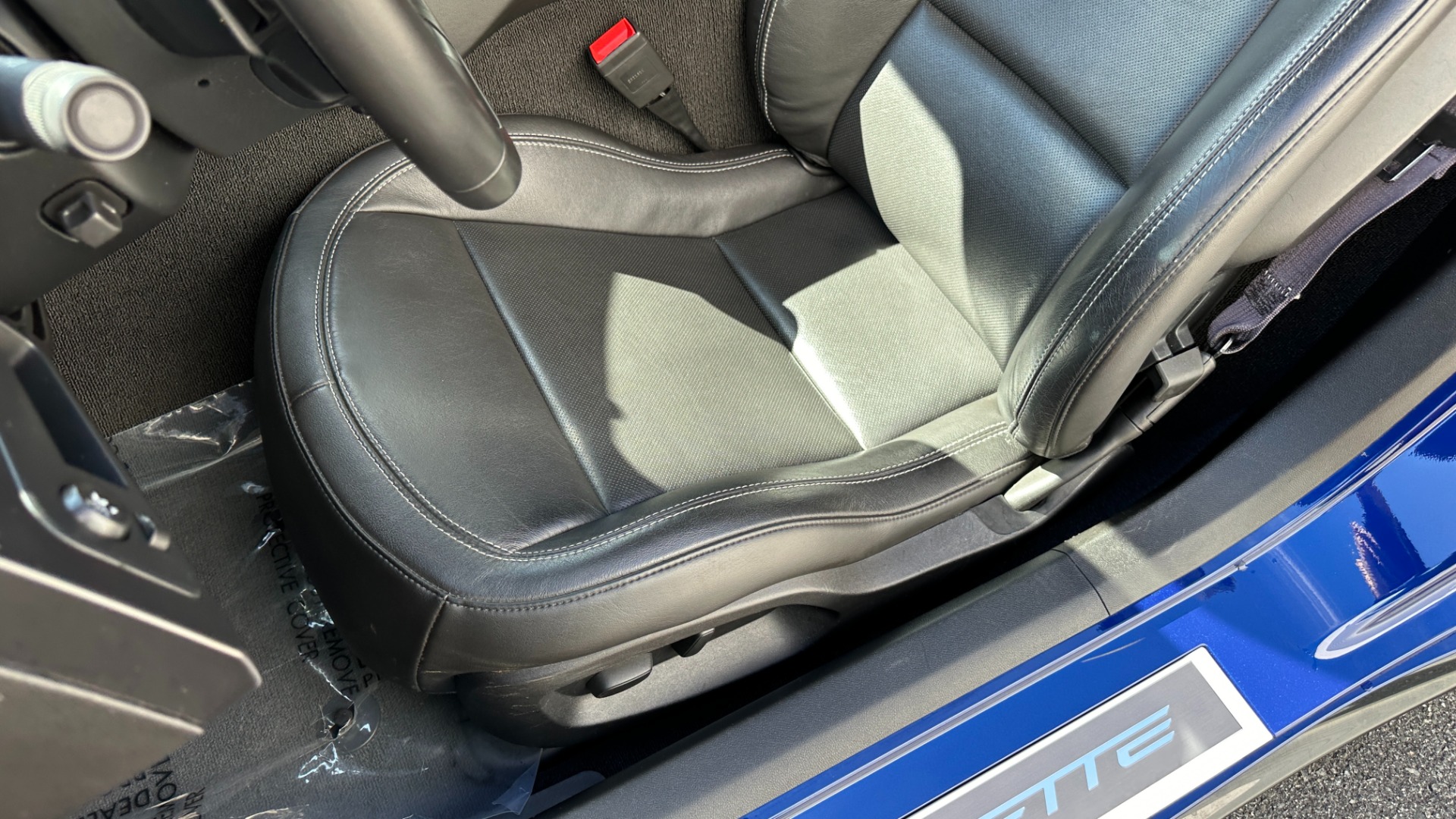 Used 2016 Chevrolet Corvette 1LT / 6 SPEED / 6.2L V8 ENGINE / REMOVABLE ROOF for sale Sold at Formula Imports in Charlotte NC 28227 17