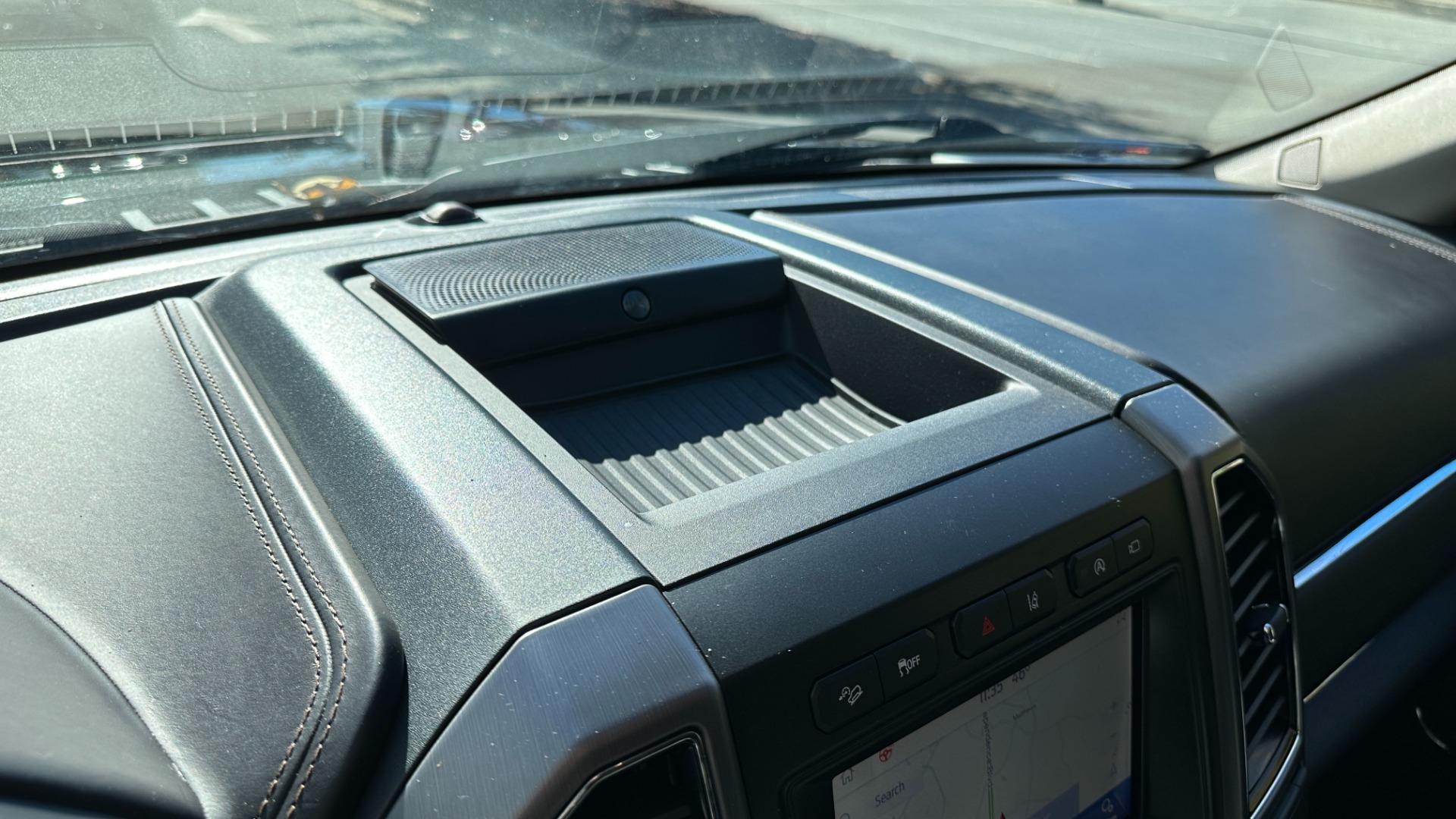 Used 2021 Ford Expedition Max PLATINUM / HEAVY DUTY TOW PACKAGE / REAR SEAT ENTERTAINMENT for sale $52,900 at Formula Imports in Charlotte NC 28227 21