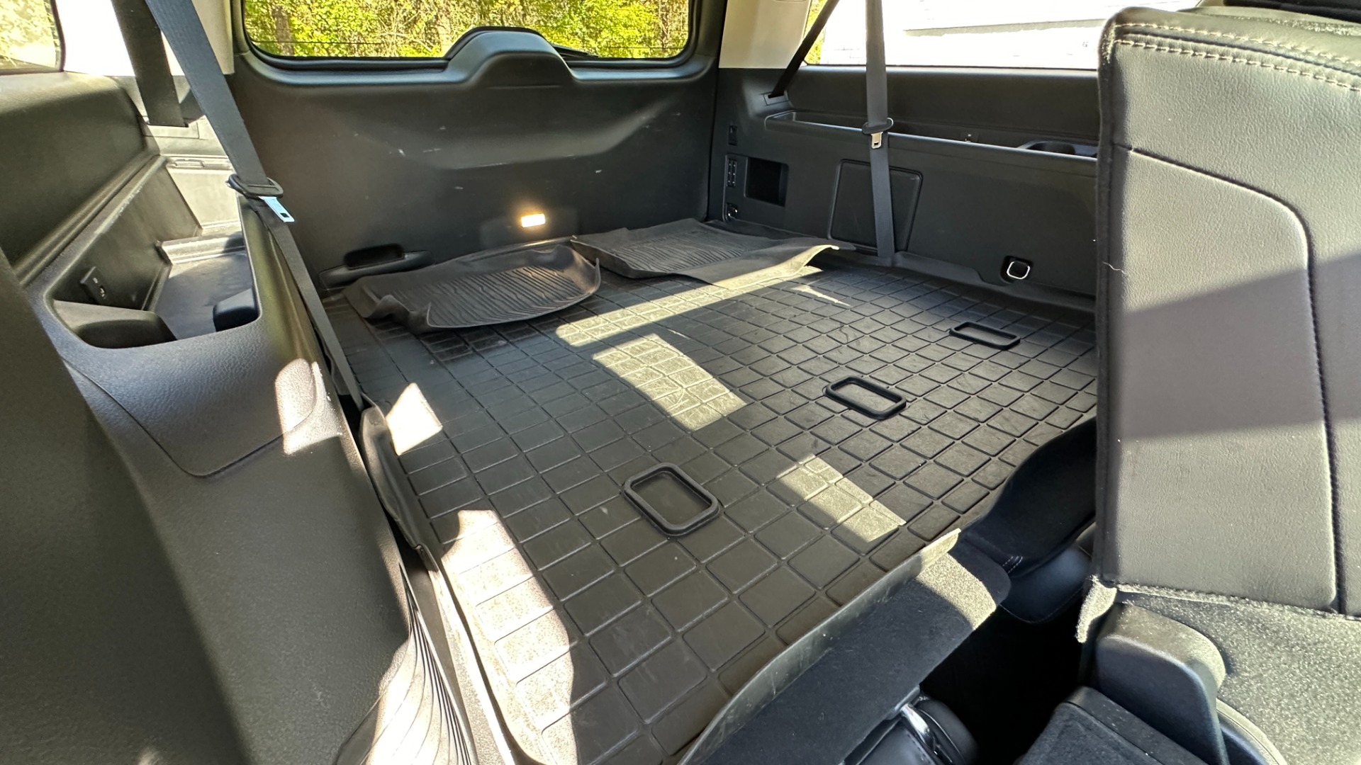 Used 2021 Ford Expedition Max PLATINUM / HEAVY DUTY TOW PACKAGE / REAR SEAT ENTERTAINMENT for sale $52,900 at Formula Imports in Charlotte NC 28227 34