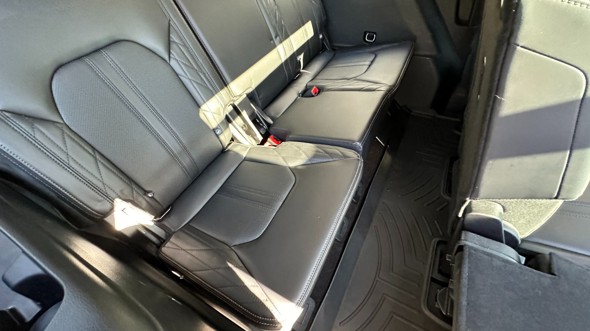 Used 2021 Ford Expedition Max PLATINUM / HEAVY DUTY TOW PACKAGE / REAR SEAT ENTERTAINMENT for sale $52,900 at Formula Imports in Charlotte NC 28227 42