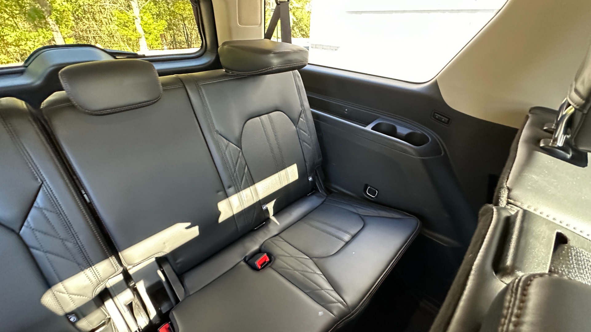 Used 2021 Ford Expedition Max PLATINUM / HEAVY DUTY TOW PACKAGE / REAR SEAT ENTERTAINMENT for sale $52,900 at Formula Imports in Charlotte NC 28227 43
