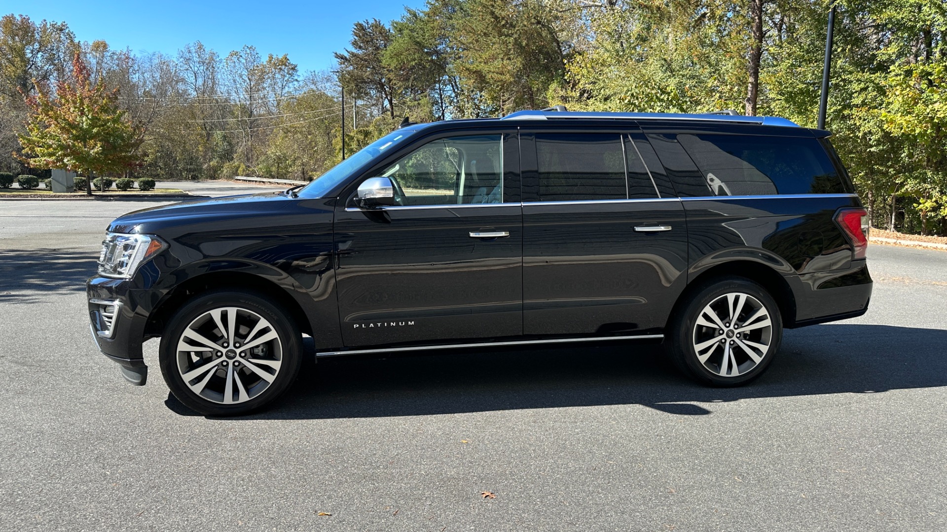 Used 2021 Ford Expedition Max PLATINUM / HEAVY DUTY TOW PACKAGE / REAR SEAT ENTERTAINMENT for sale $52,900 at Formula Imports in Charlotte NC 28227 6