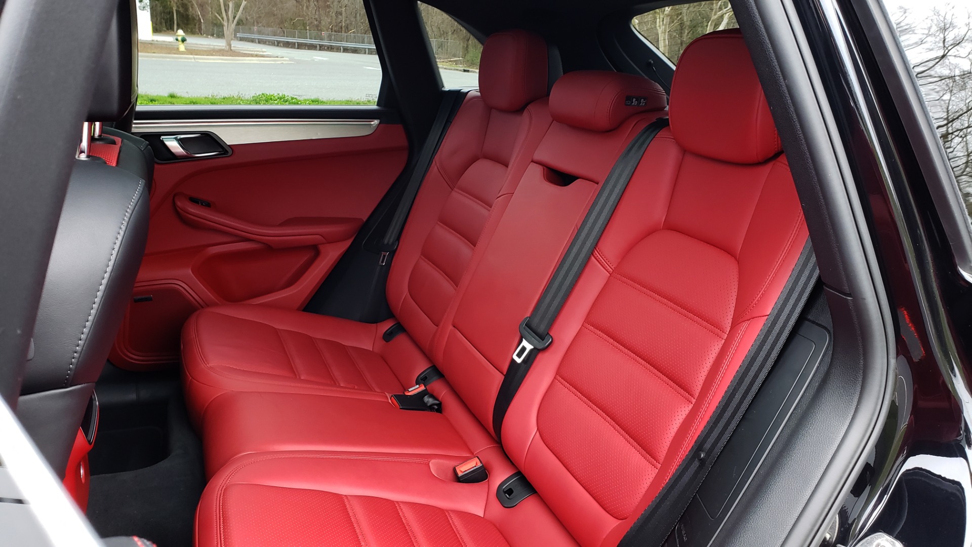 Used 2016 Porsche MACAN TURBO / PREM / NAV / PARK ASST / BOSE / PDK / CHRONO PKG for sale Sold at Formula Imports in Charlotte NC 28227 67