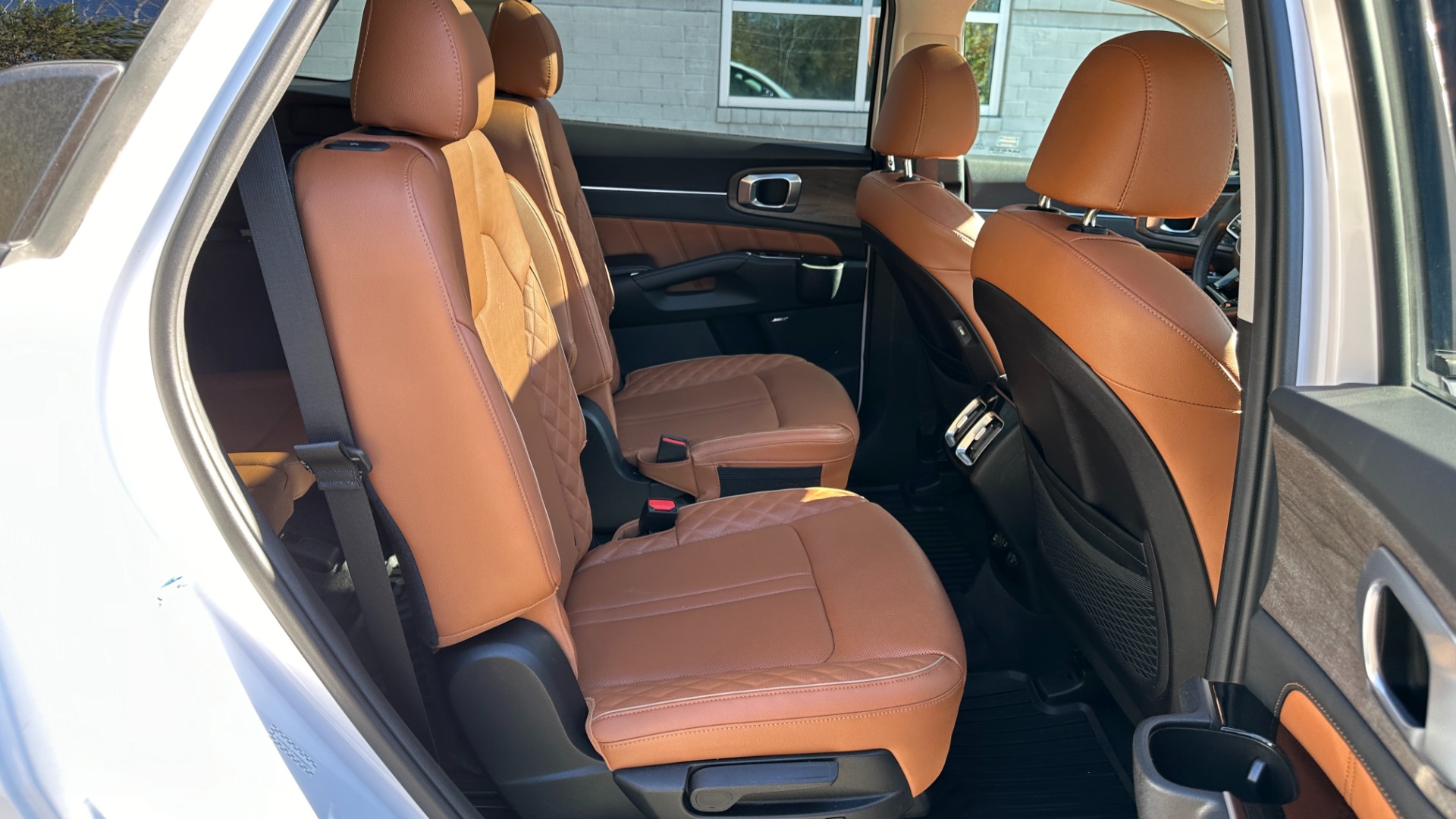 Used 2022 Kia Sorento X-Line SX Prestige / LOADED / LEATHER INTERIOR / ALL WHEEL DRIVE for sale Sold at Formula Imports in Charlotte NC 28227 31