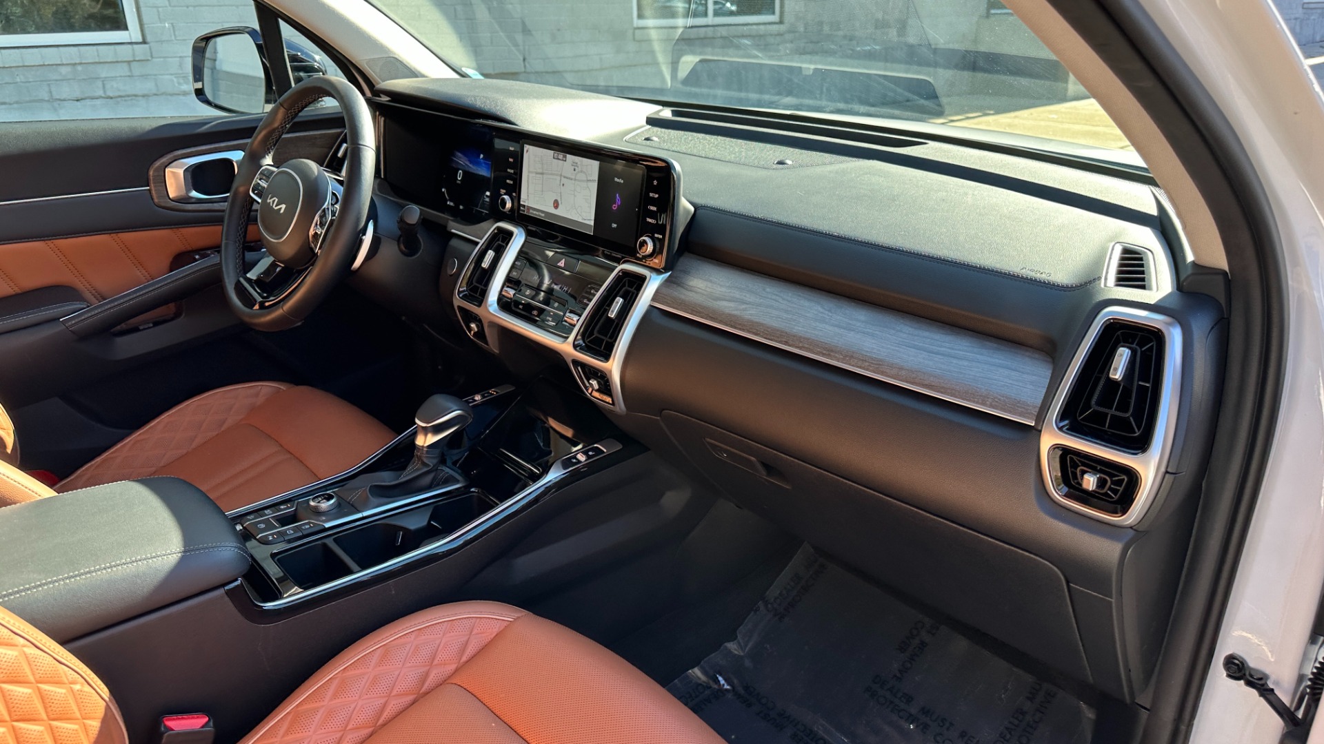 Used 2022 Kia Sorento X-Line SX Prestige / LOADED / LEATHER INTERIOR / ALL WHEEL DRIVE for sale Sold at Formula Imports in Charlotte NC 28227 35