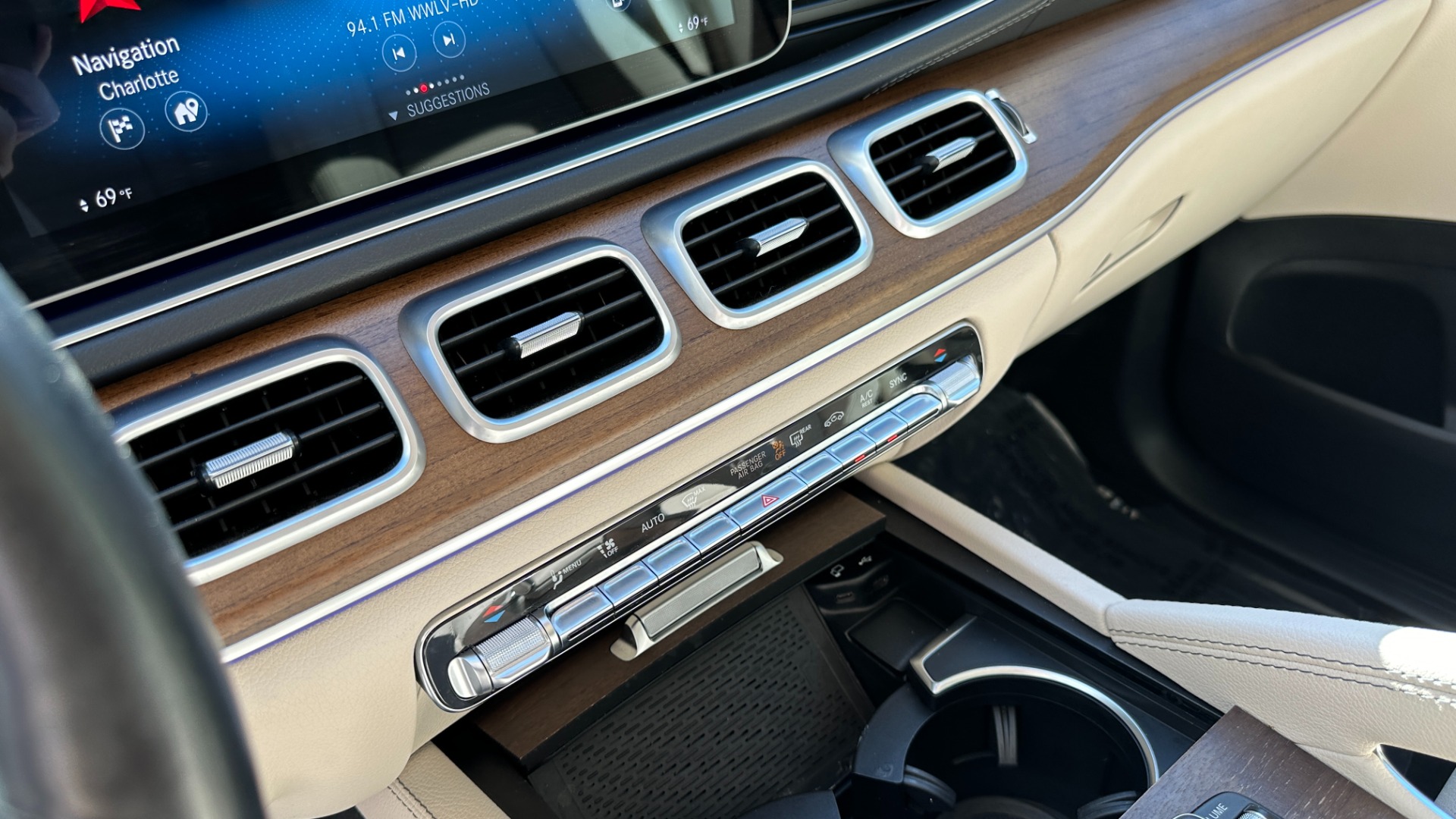 Used 2021 Mercedes-Benz GLS GLS 450 / DRIVER ASSISTANCE PKG / 21IN WHEELS / PANORAMIC ROOF for sale $58,999 at Formula Imports in Charlotte NC 28227 20