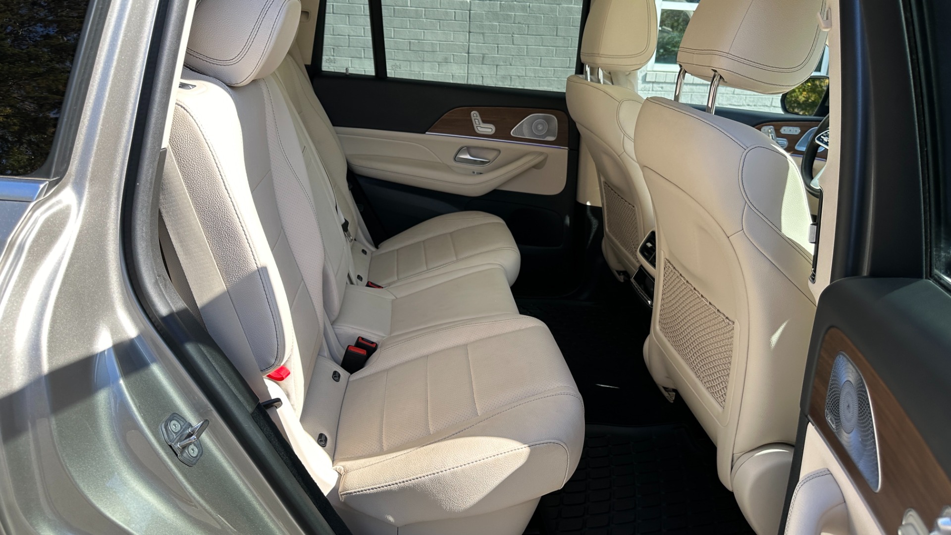 Used 2021 Mercedes-Benz GLS GLS 450 / DRIVER ASSISTANCE PKG / 21IN WHEELS / PANORAMIC ROOF for sale $58,999 at Formula Imports in Charlotte NC 28227 32