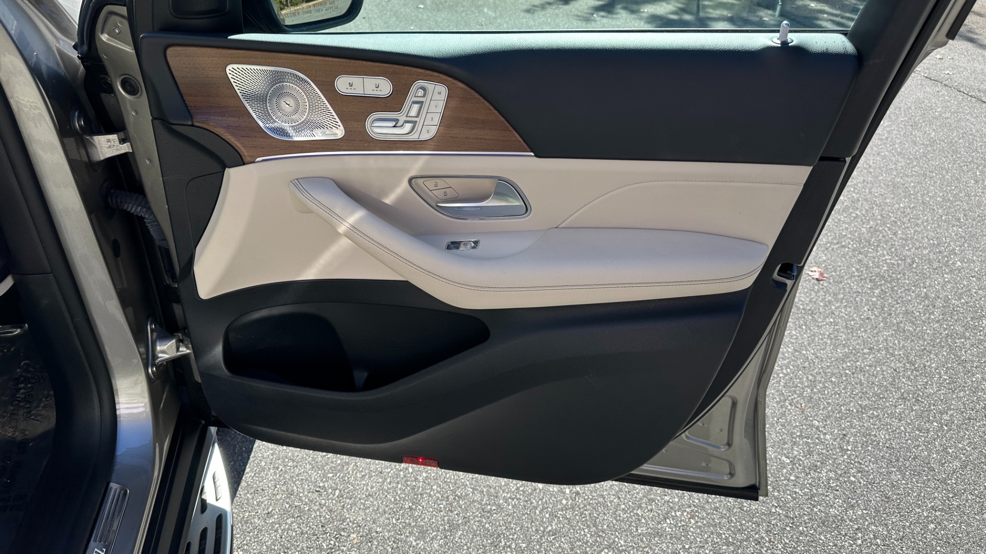 Used 2021 Mercedes-Benz GLS GLS 450 / DRIVER ASSISTANCE PKG / 21IN WHEELS / PANORAMIC ROOF for sale $58,999 at Formula Imports in Charlotte NC 28227 35