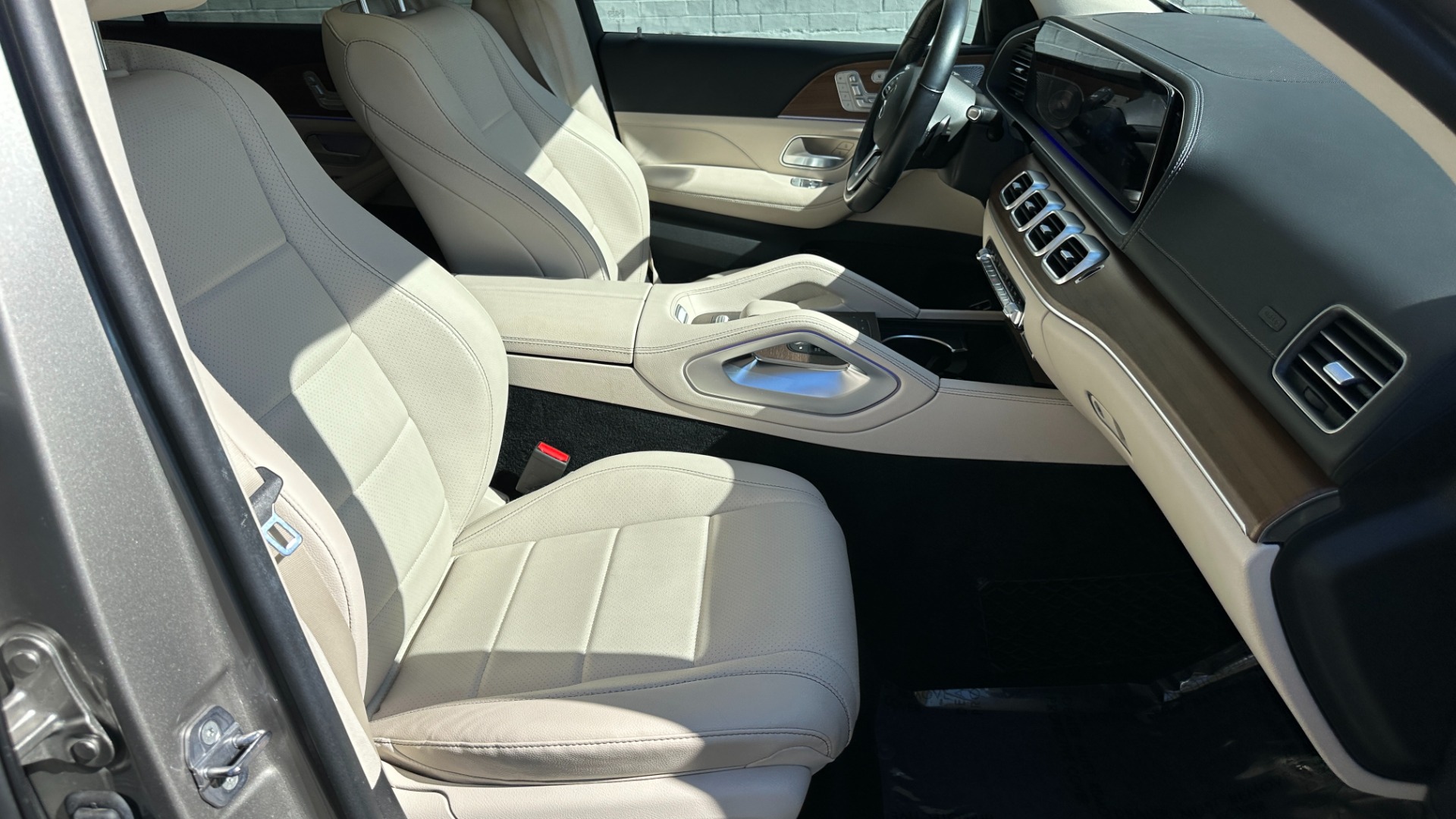 Used 2021 Mercedes-Benz GLS GLS 450 / DRIVER ASSISTANCE PKG / 21IN WHEELS / PANORAMIC ROOF for sale $58,999 at Formula Imports in Charlotte NC 28227 37