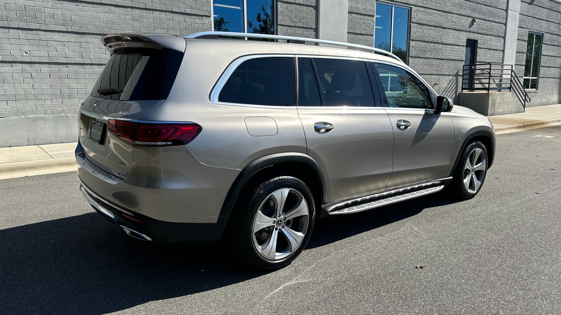 Used 2021 Mercedes-Benz GLS GLS 450 / DRIVER ASSISTANCE PKG / 21IN WHEELS / PANORAMIC ROOF for sale $58,999 at Formula Imports in Charlotte NC 28227 4