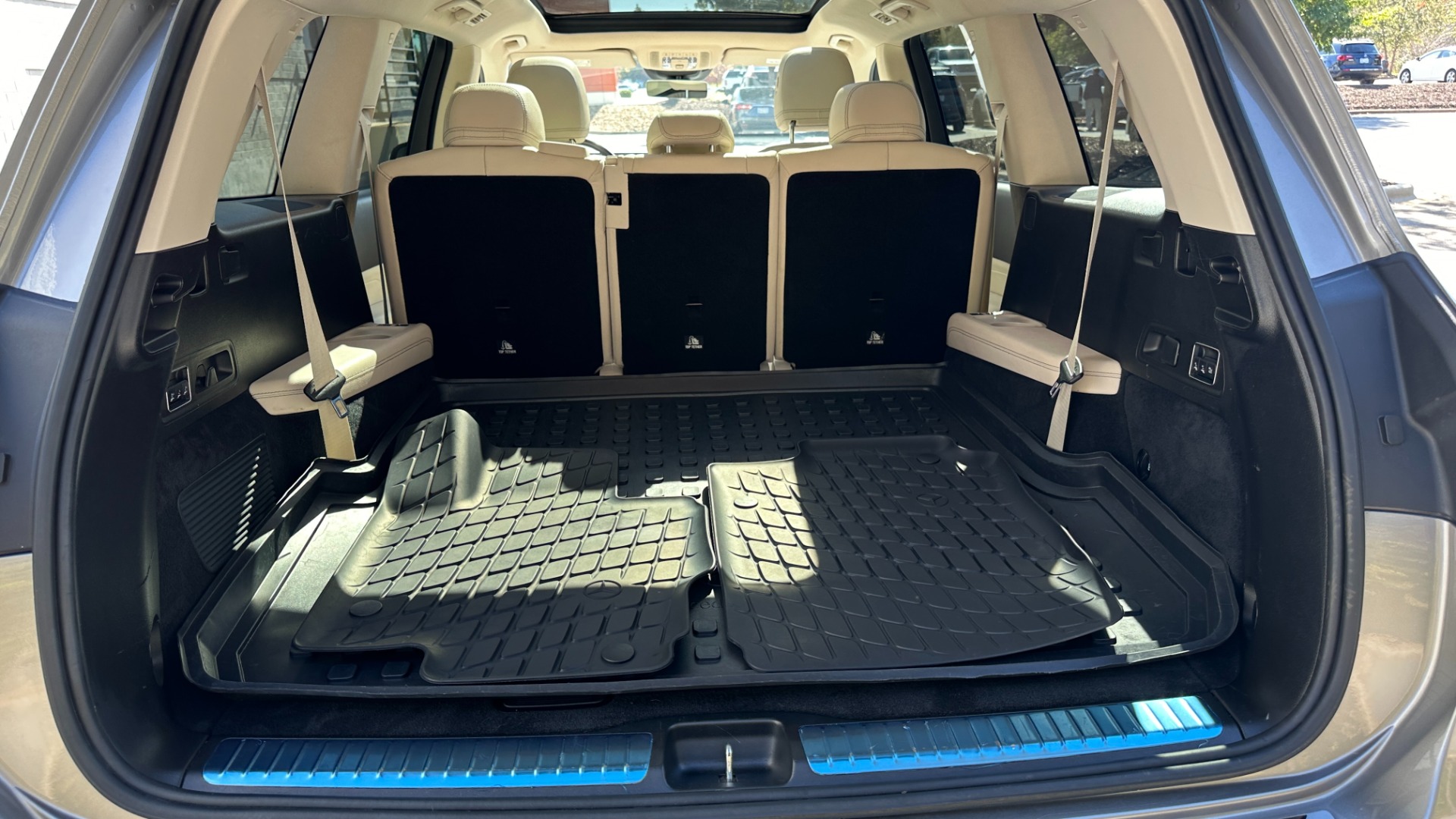 Used 2021 Mercedes-Benz GLS GLS 450 / DRIVER ASSISTANCE PKG / 21IN WHEELS / PANORAMIC ROOF for sale $58,999 at Formula Imports in Charlotte NC 28227 45