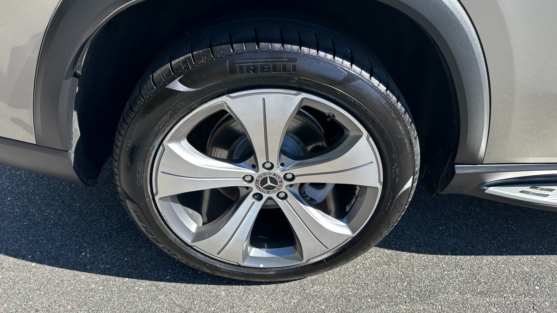 Used 2021 Mercedes-Benz GLS GLS 450 / DRIVER ASSISTANCE PKG / 21IN WHEELS / PANORAMIC ROOF for sale $58,999 at Formula Imports in Charlotte NC 28227 53